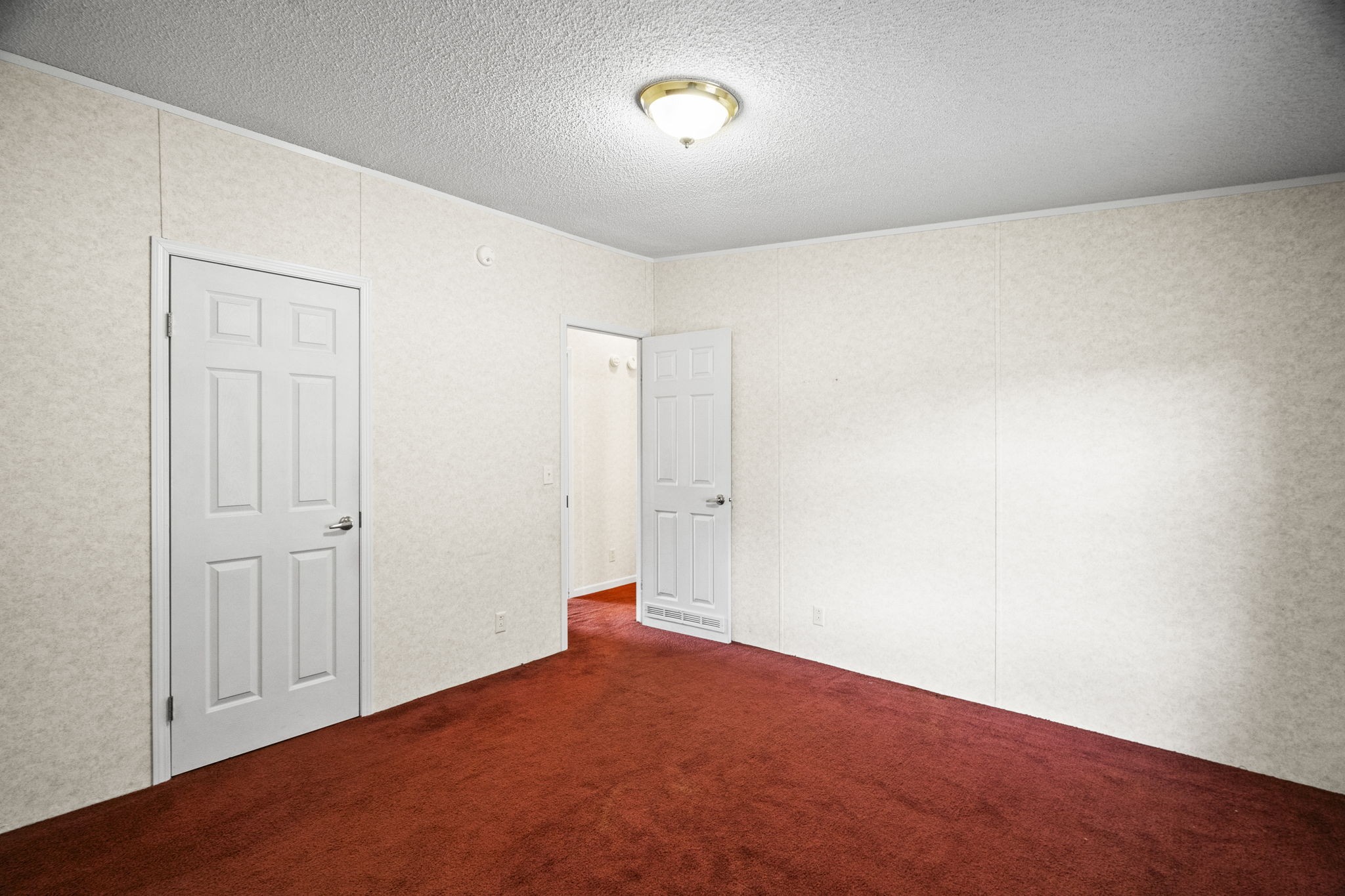 134 E Biggs Rd