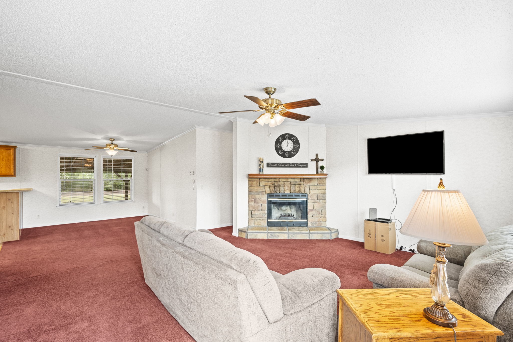 134 E Biggs Rd