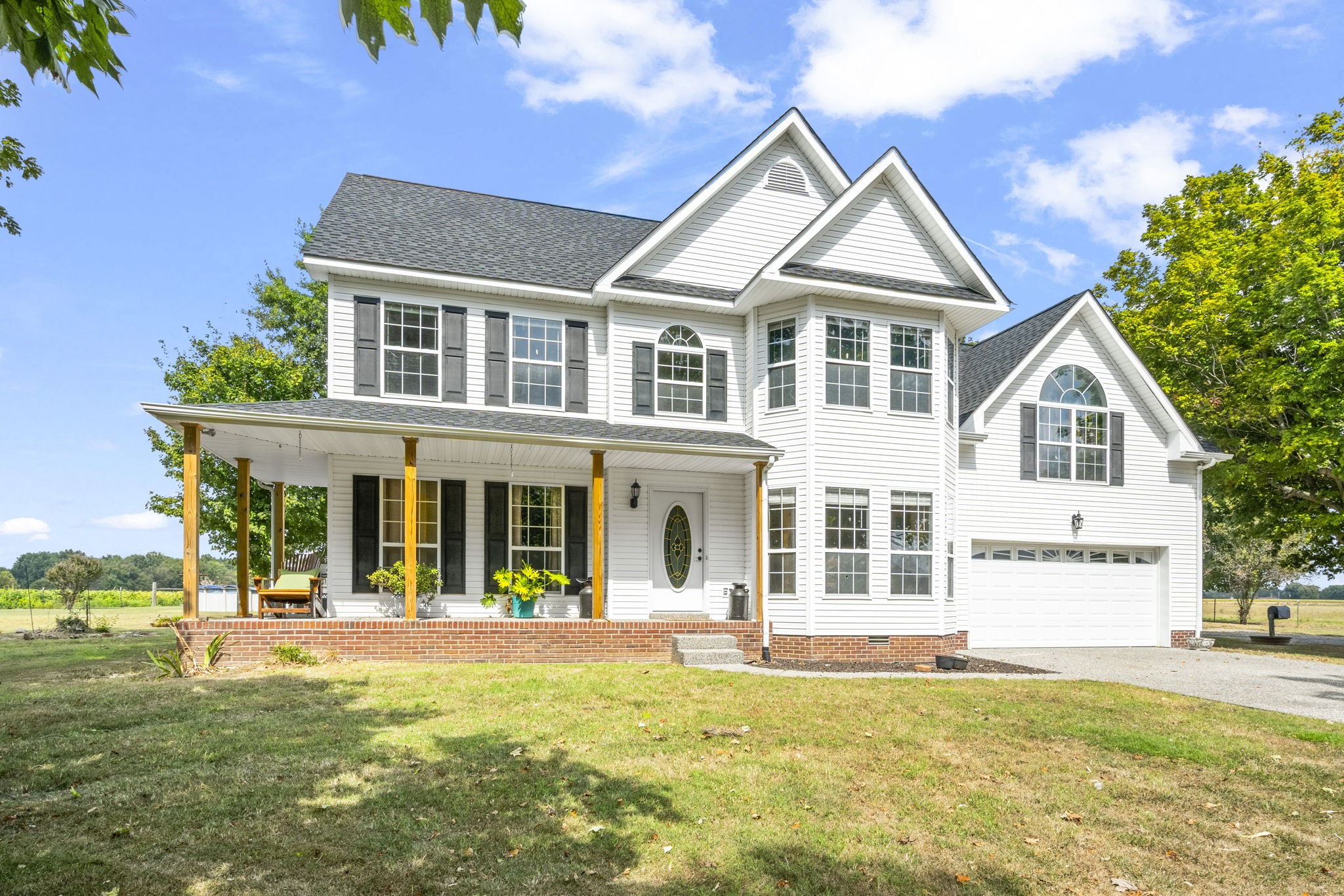 158 College St