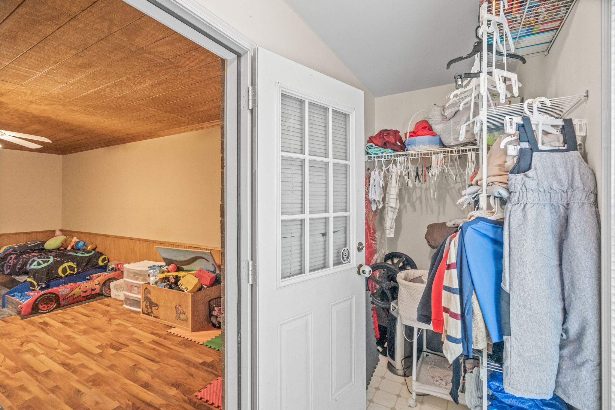 1521 Rapids Rd
