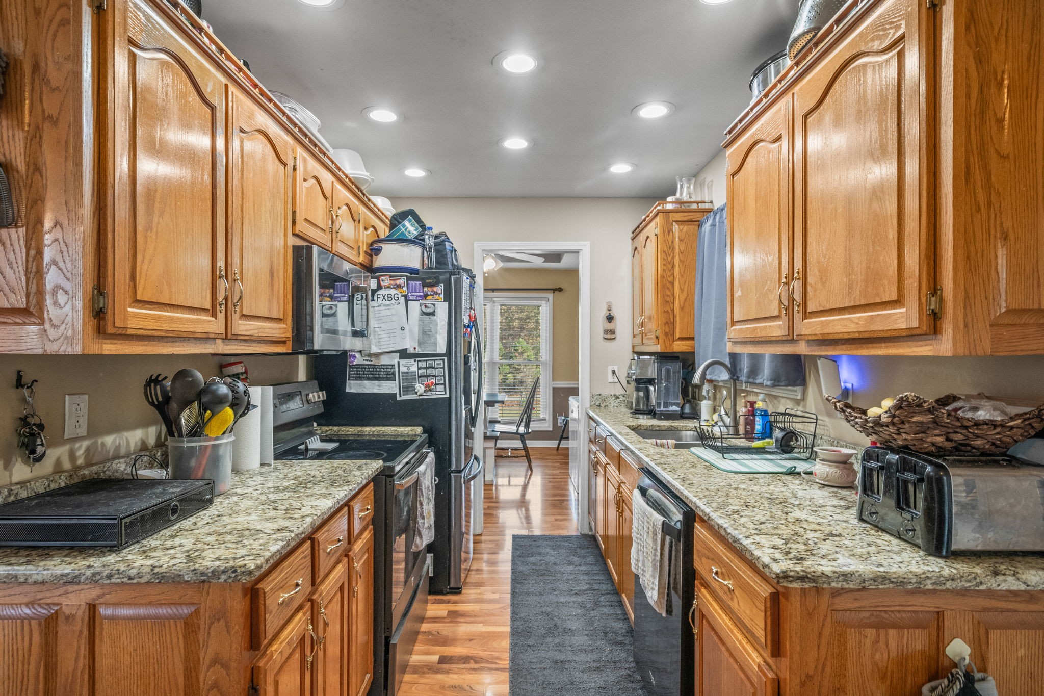 1521 Rapids Rd