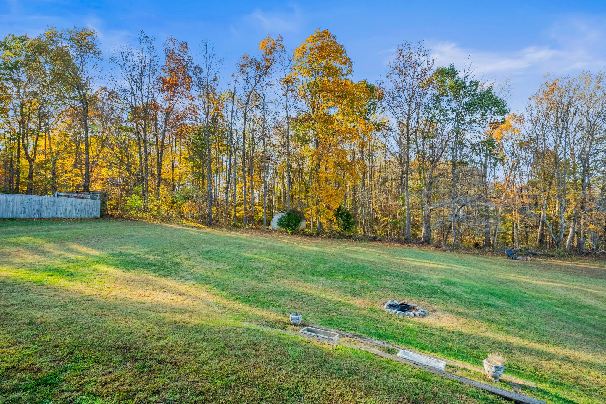 1521 Rapids Rd