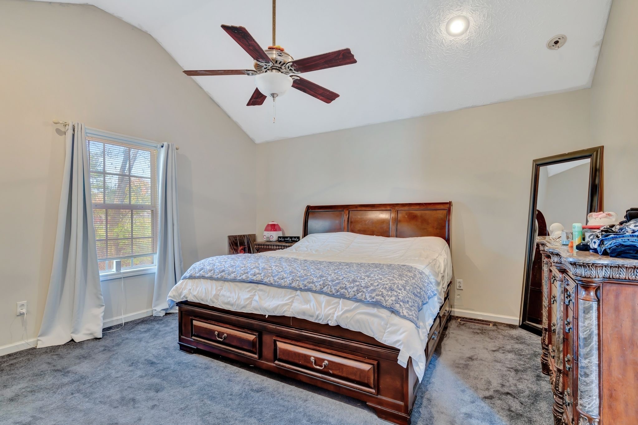 339 N Harris Rd