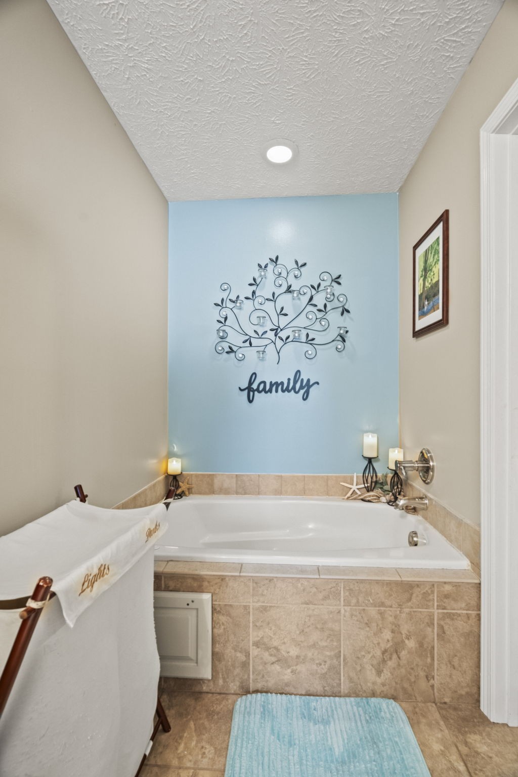 1005 Orchard Dr