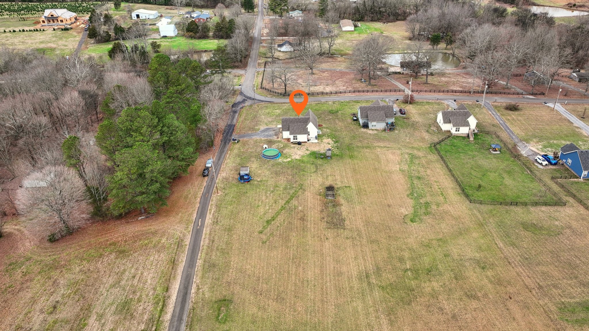 174 Dorris Ln
