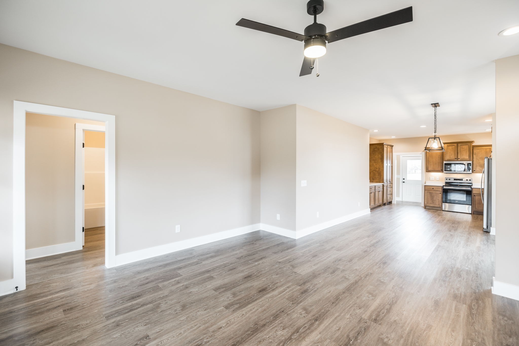 353 Woods Rd
