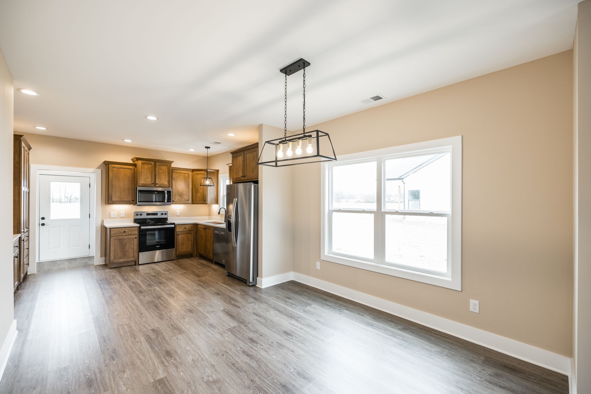 353 Woods Rd