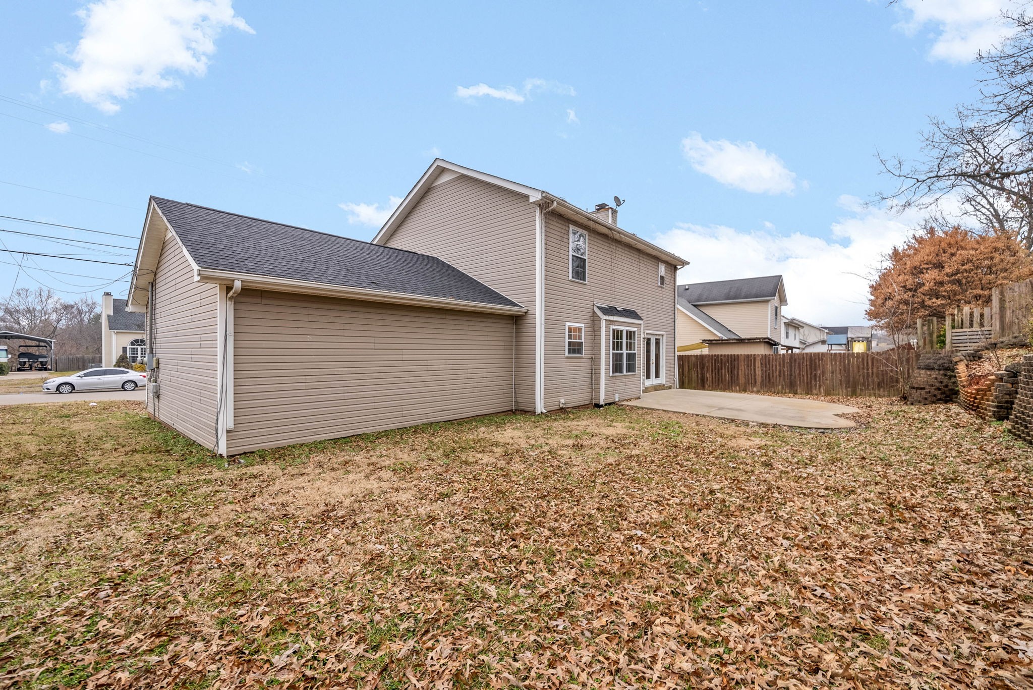 1000 Roedeer Dr