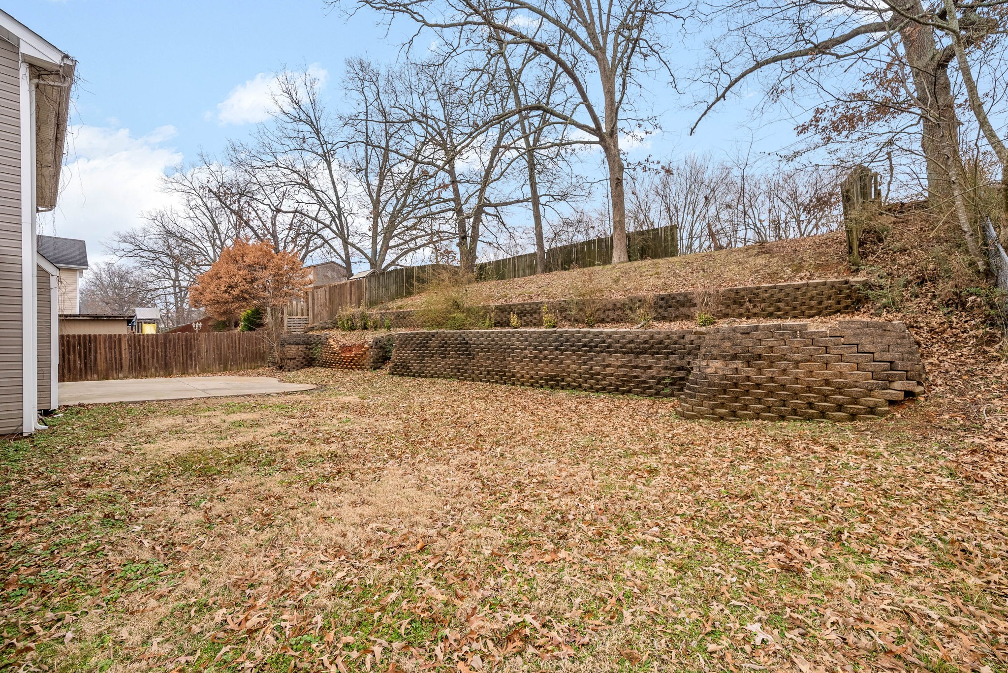 1000 Roedeer Dr