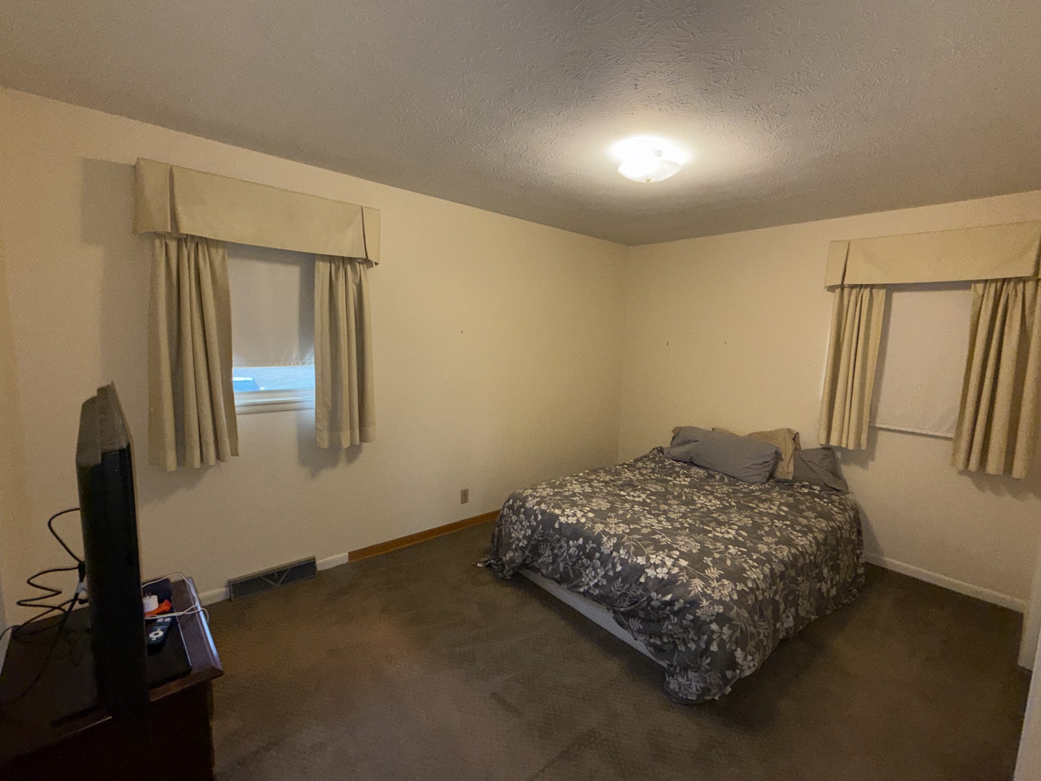 1706 W Grab Creek Rd