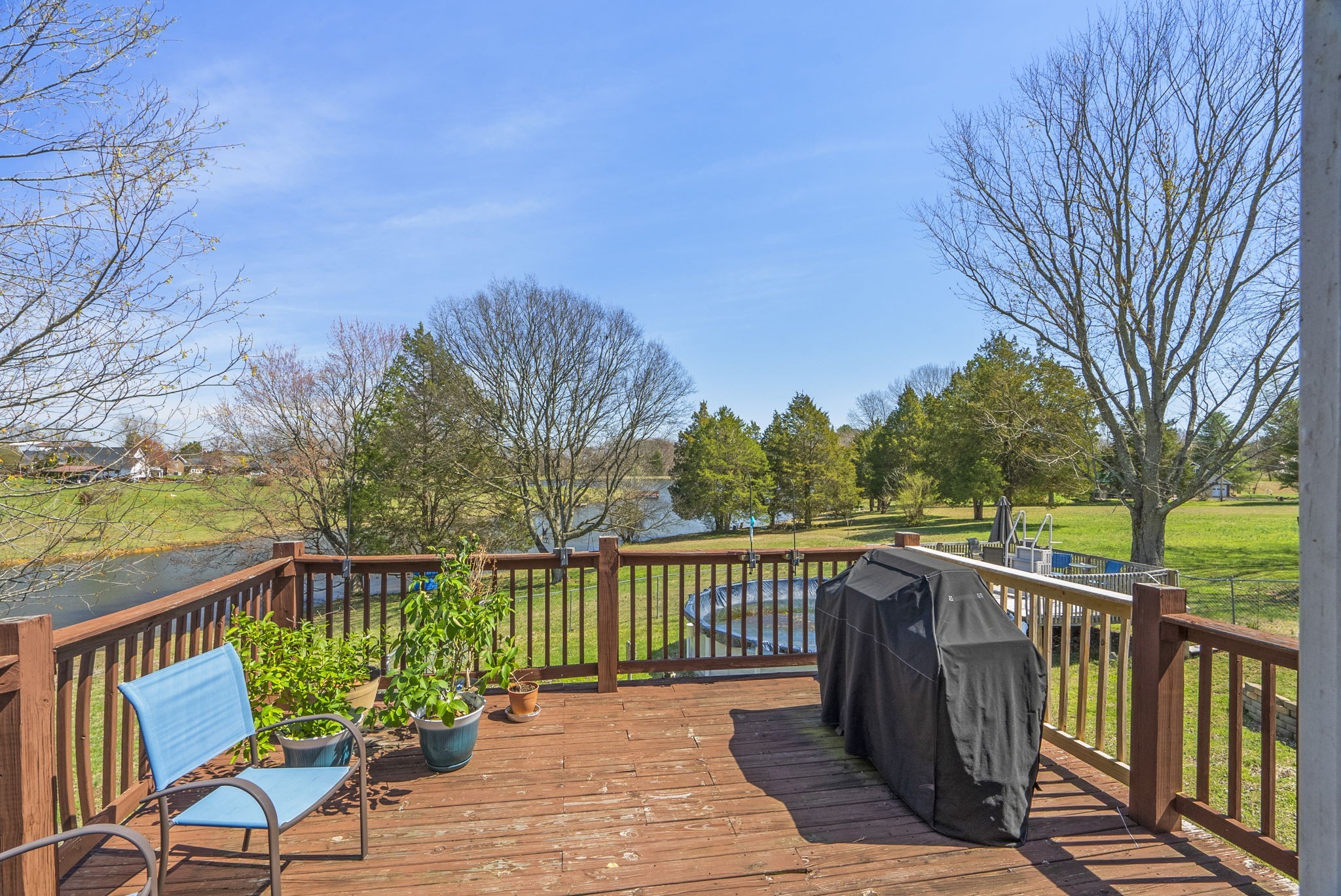 204 Drakewood Dr
