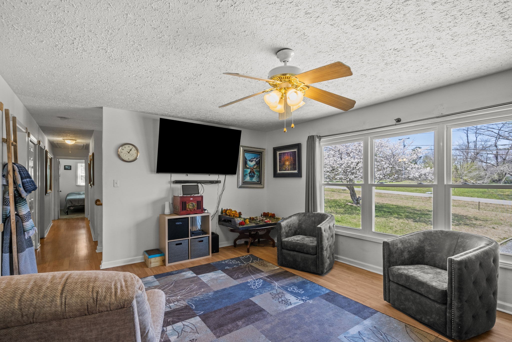 204 Drakewood Dr