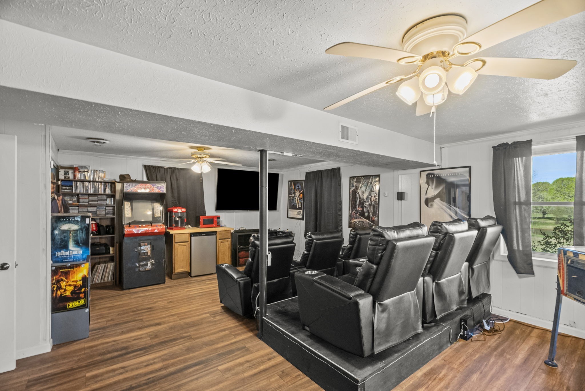 204 Drakewood Dr