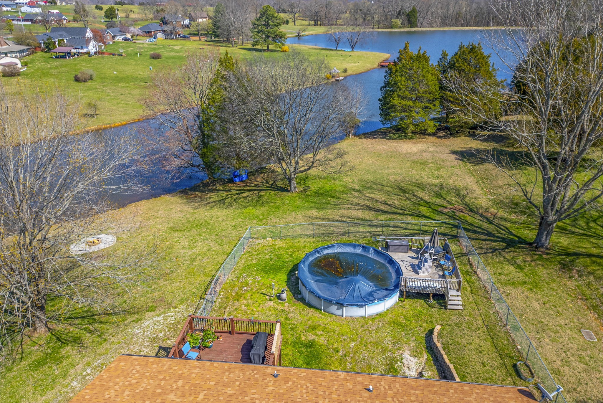 204 Drakewood Dr