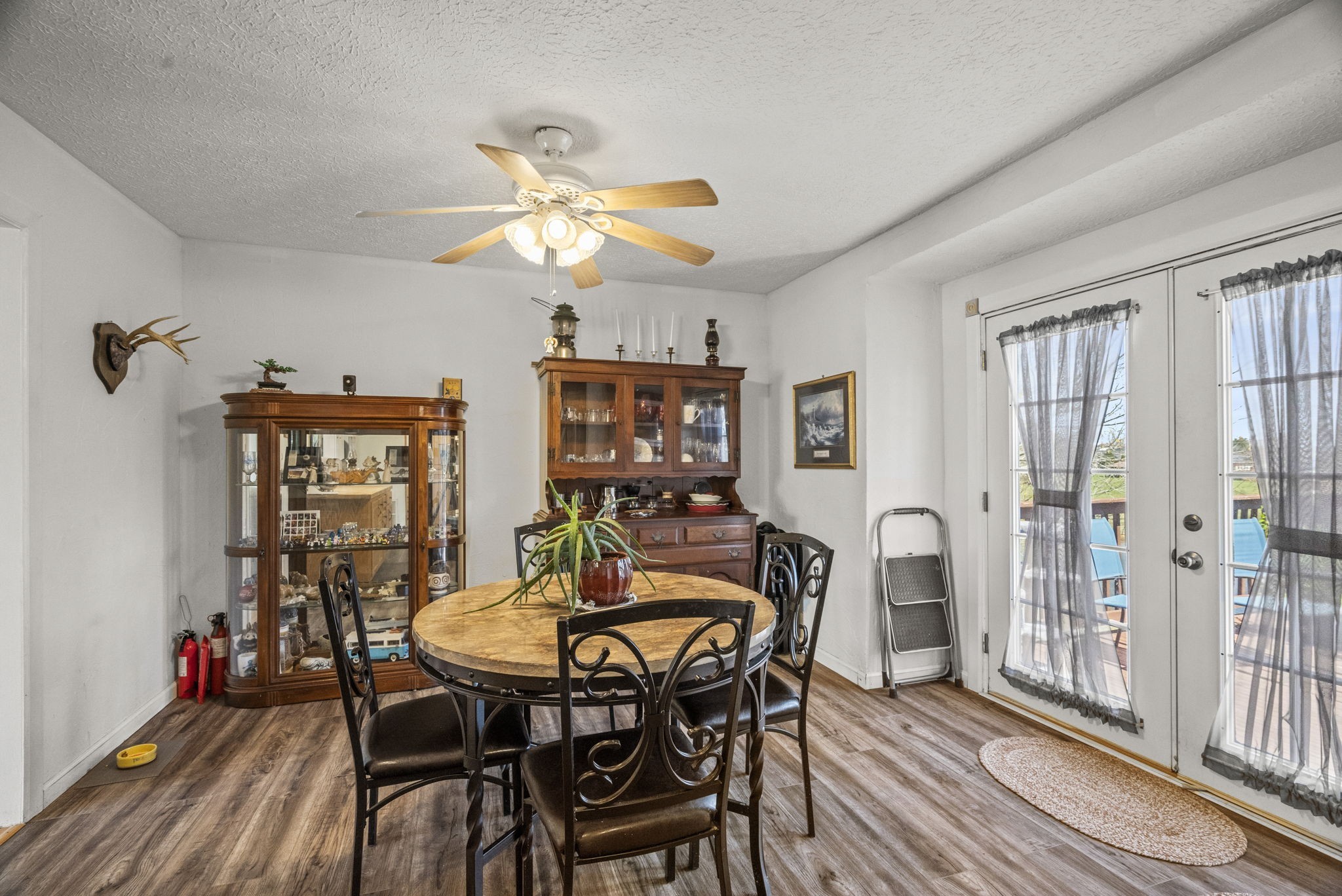 204 Drakewood Dr