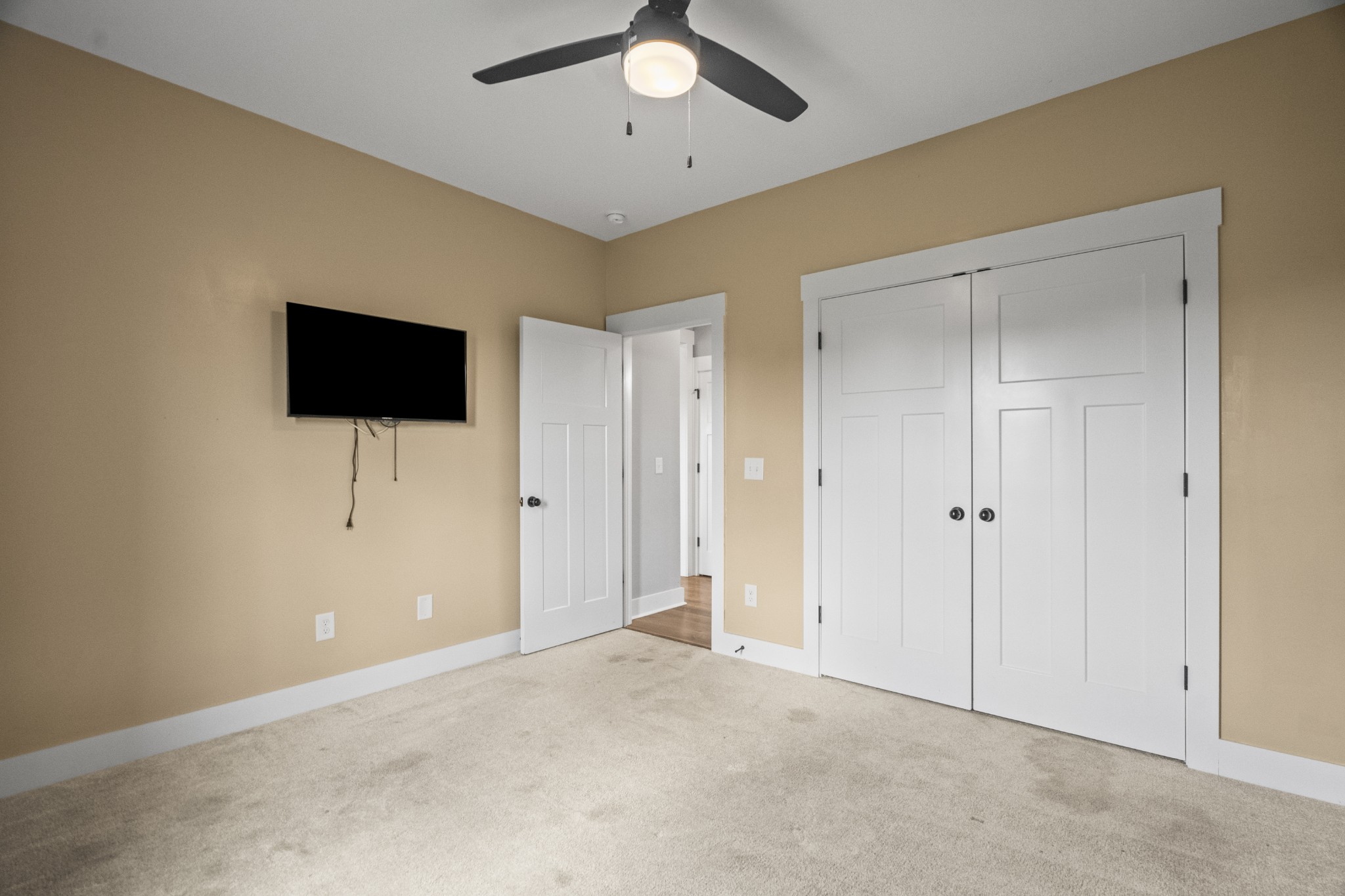 1406 Fowler Ford Rd