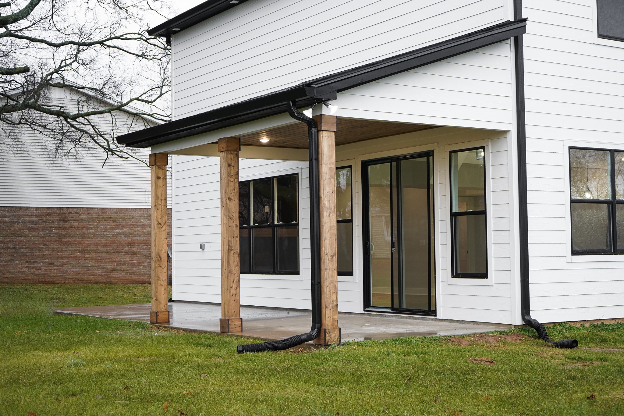 206 Highway 52, E