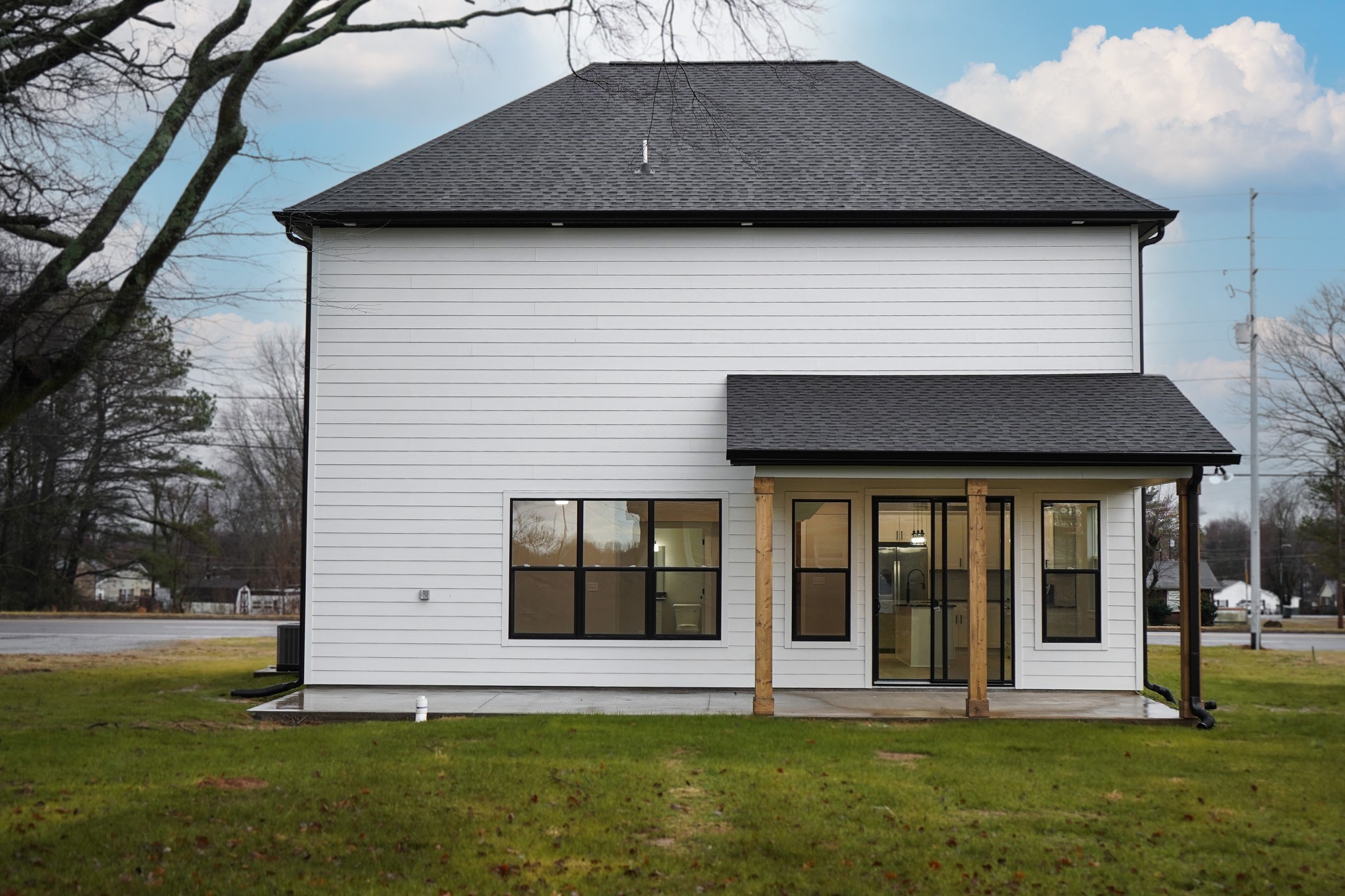 206 Highway 52, E