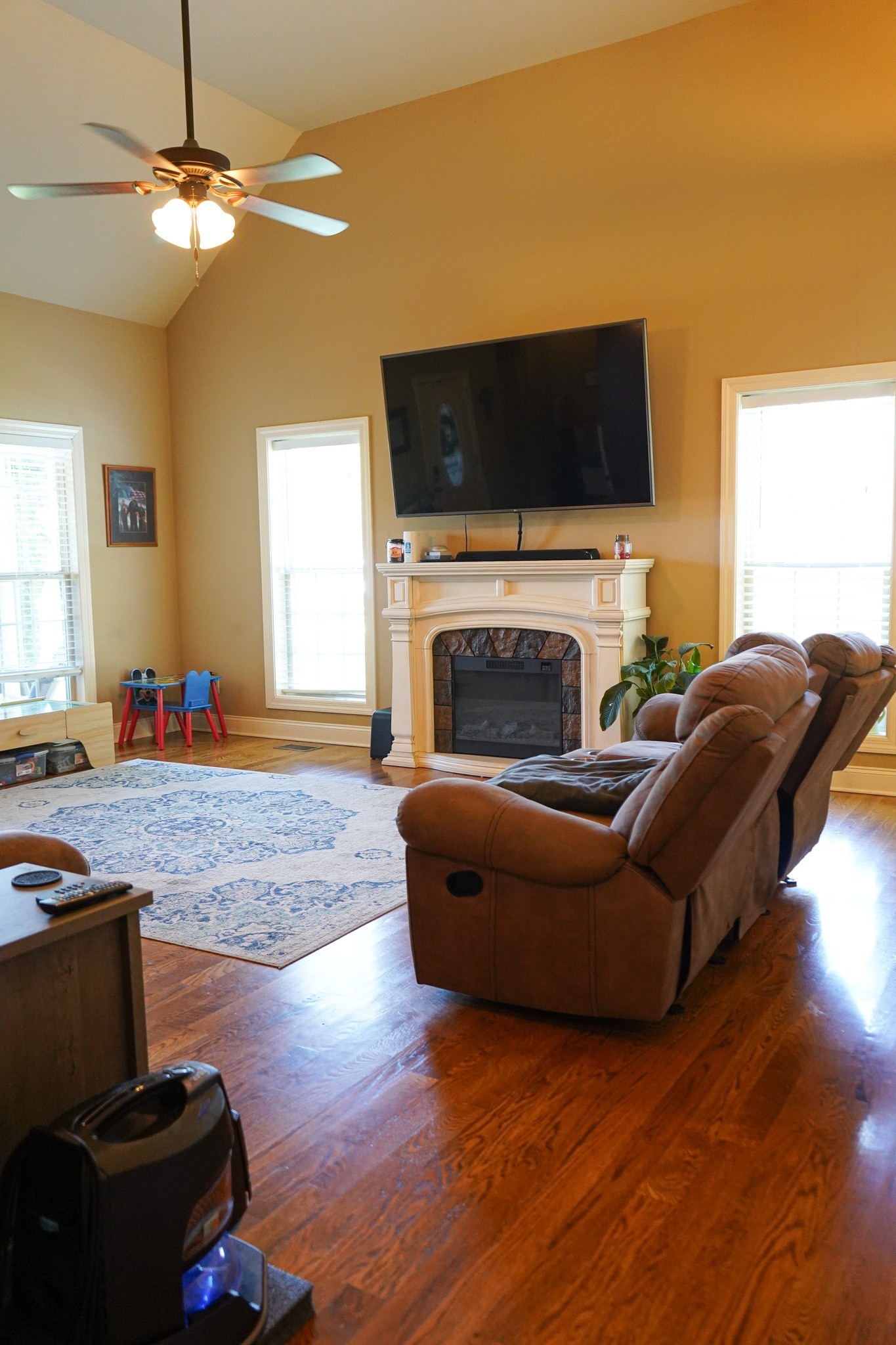 123 Bella Crest Way