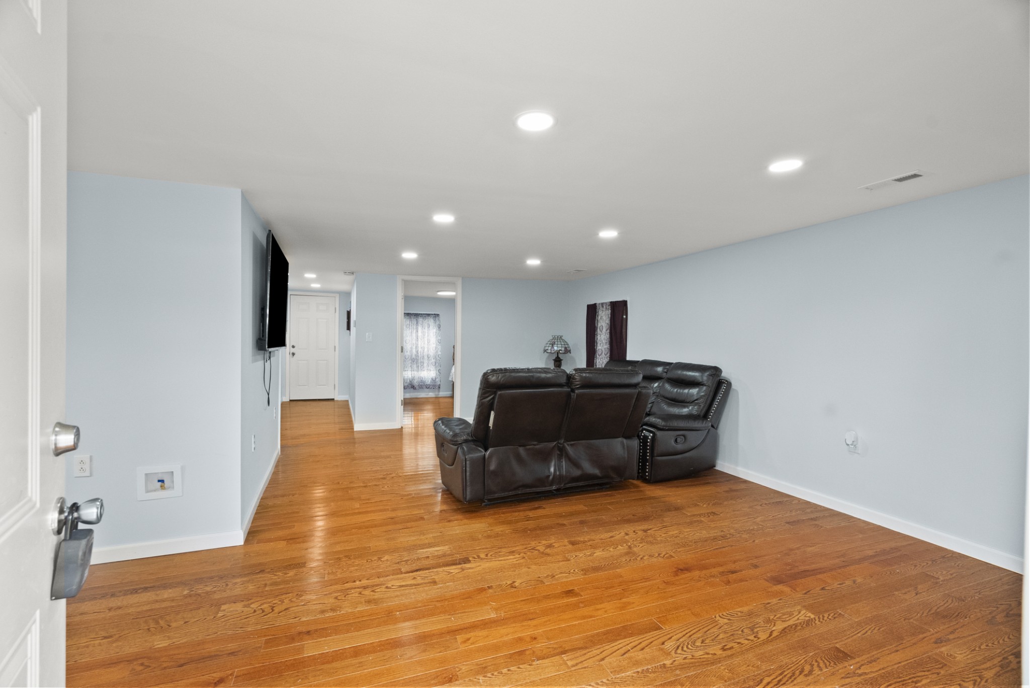 408 W McGlothlin St