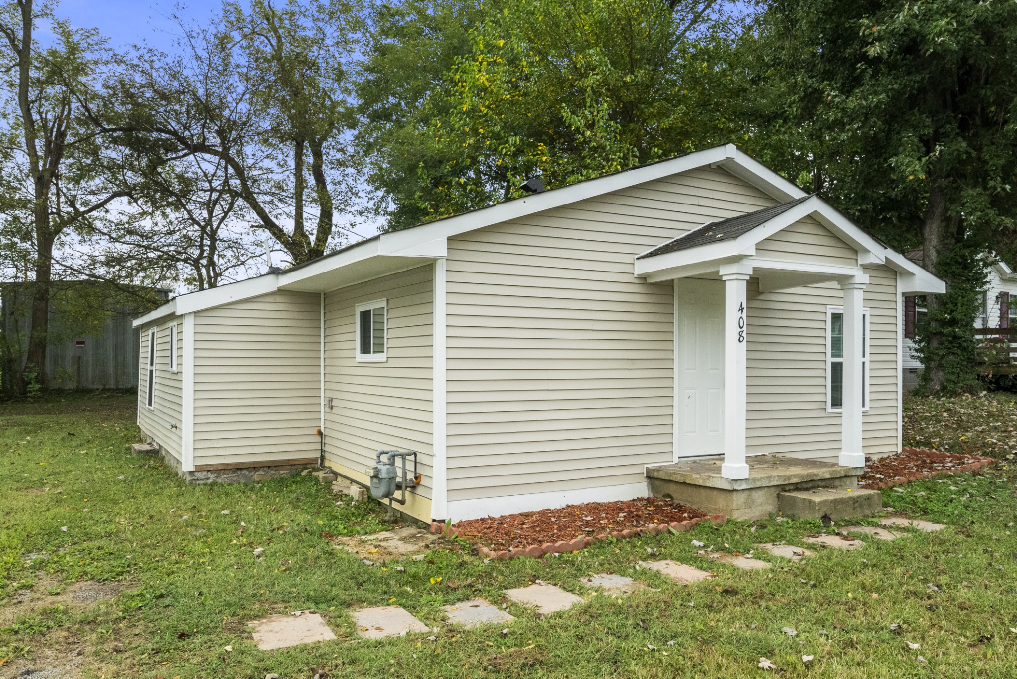 408 W McGlothlin St