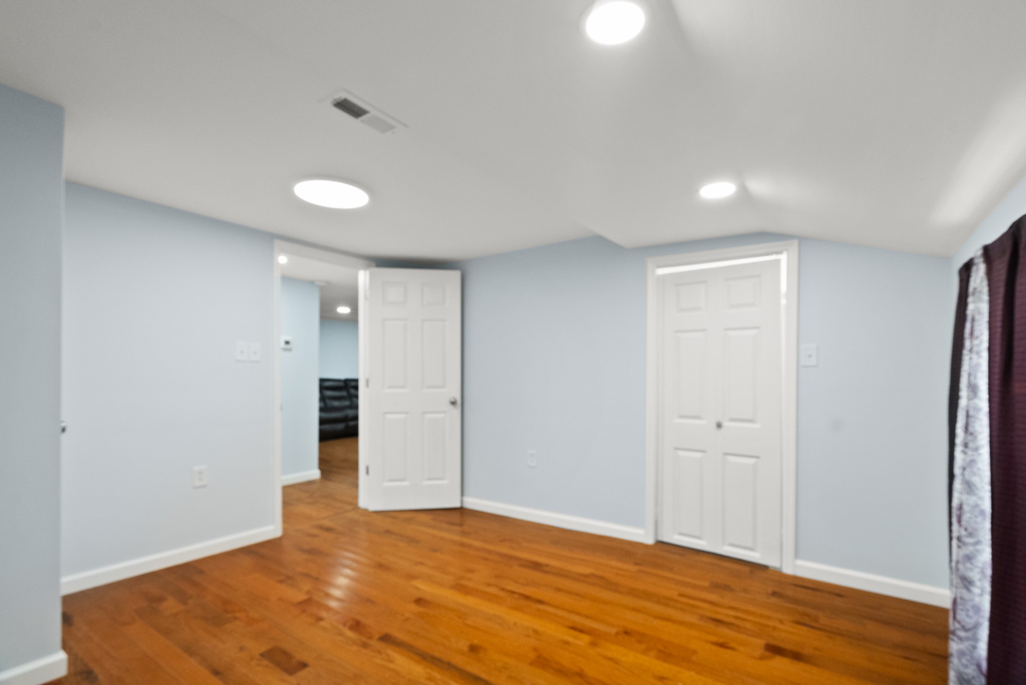 408 W McGlothlin St