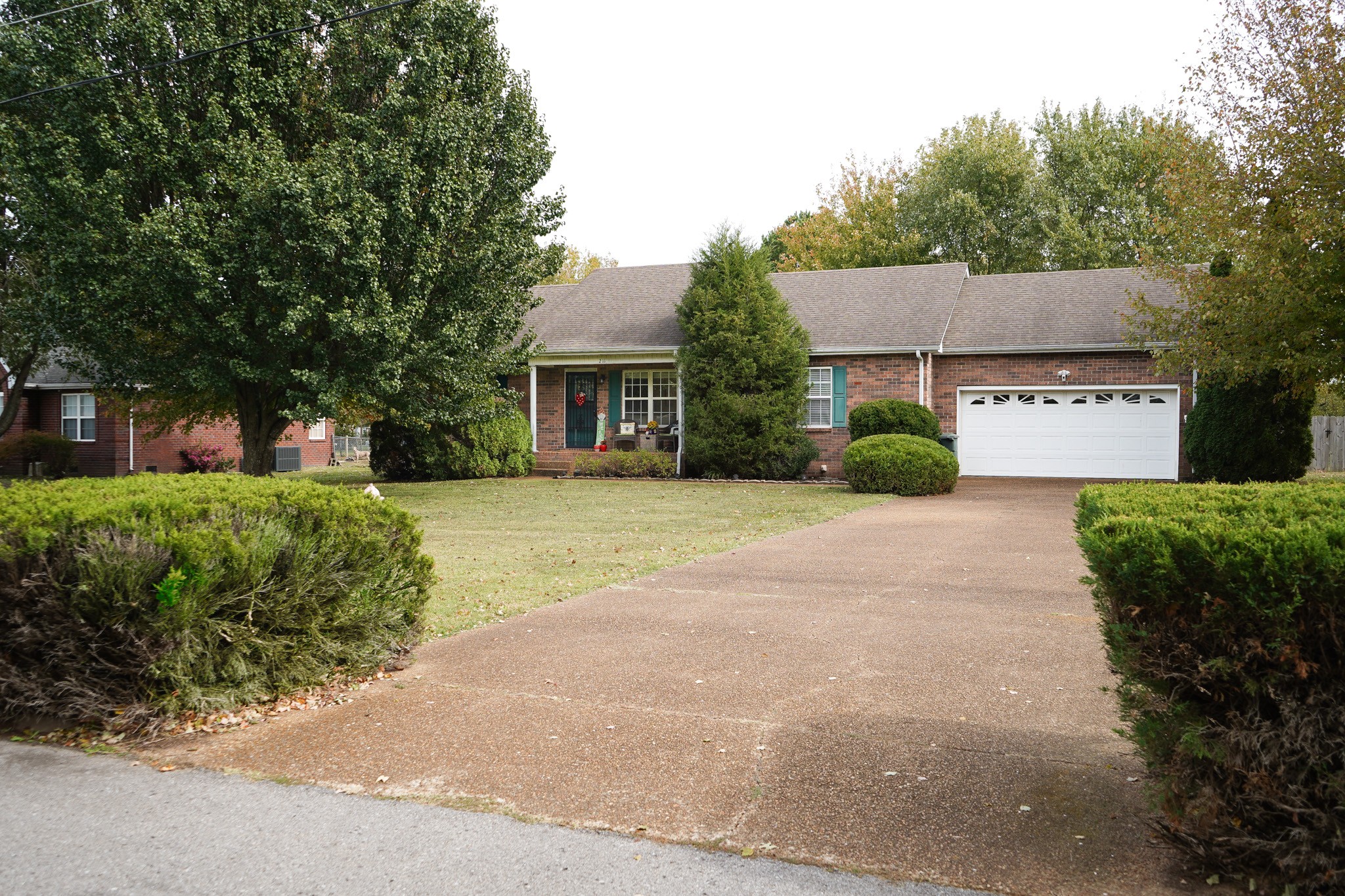 211 Amy Dr
