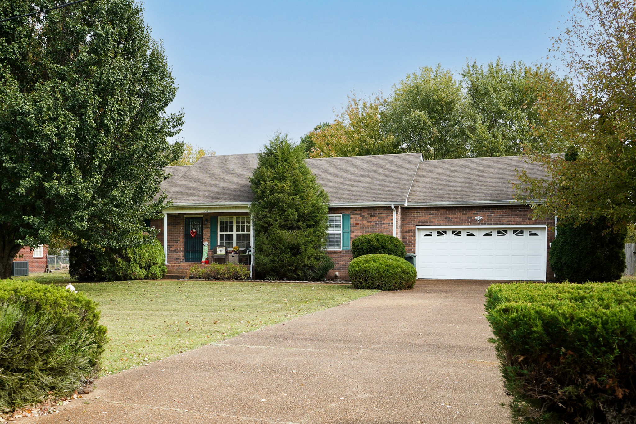 211 Amy Dr