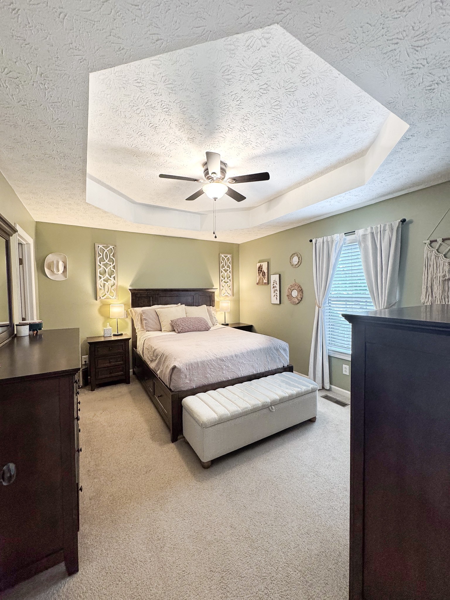 211 Amy Dr