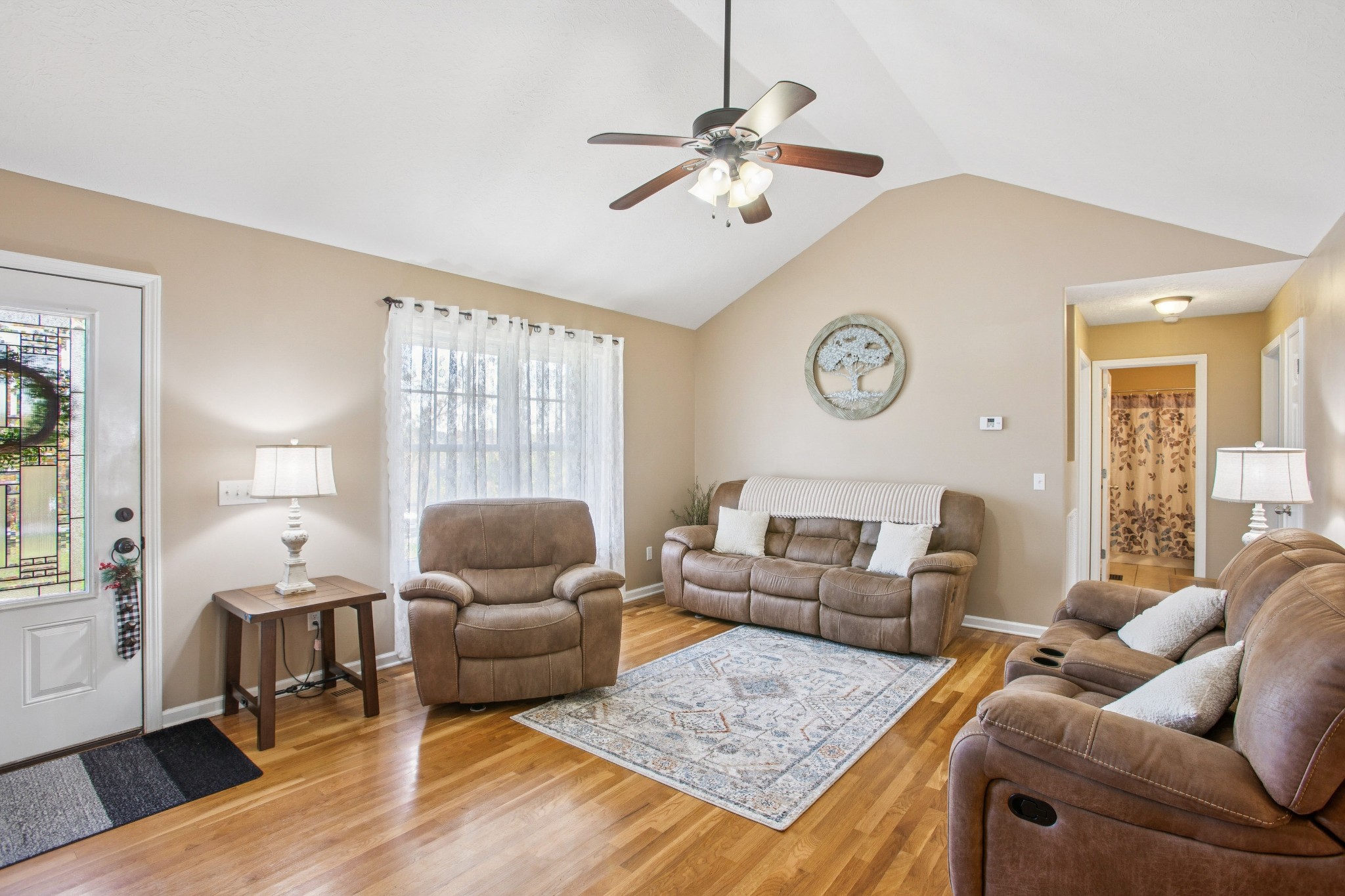 532 Douglas Ln