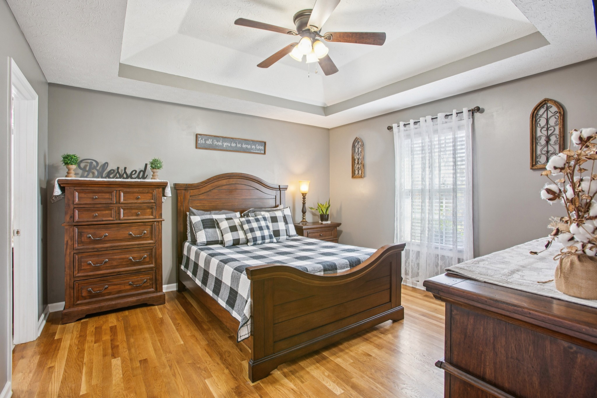 532 Douglas Ln