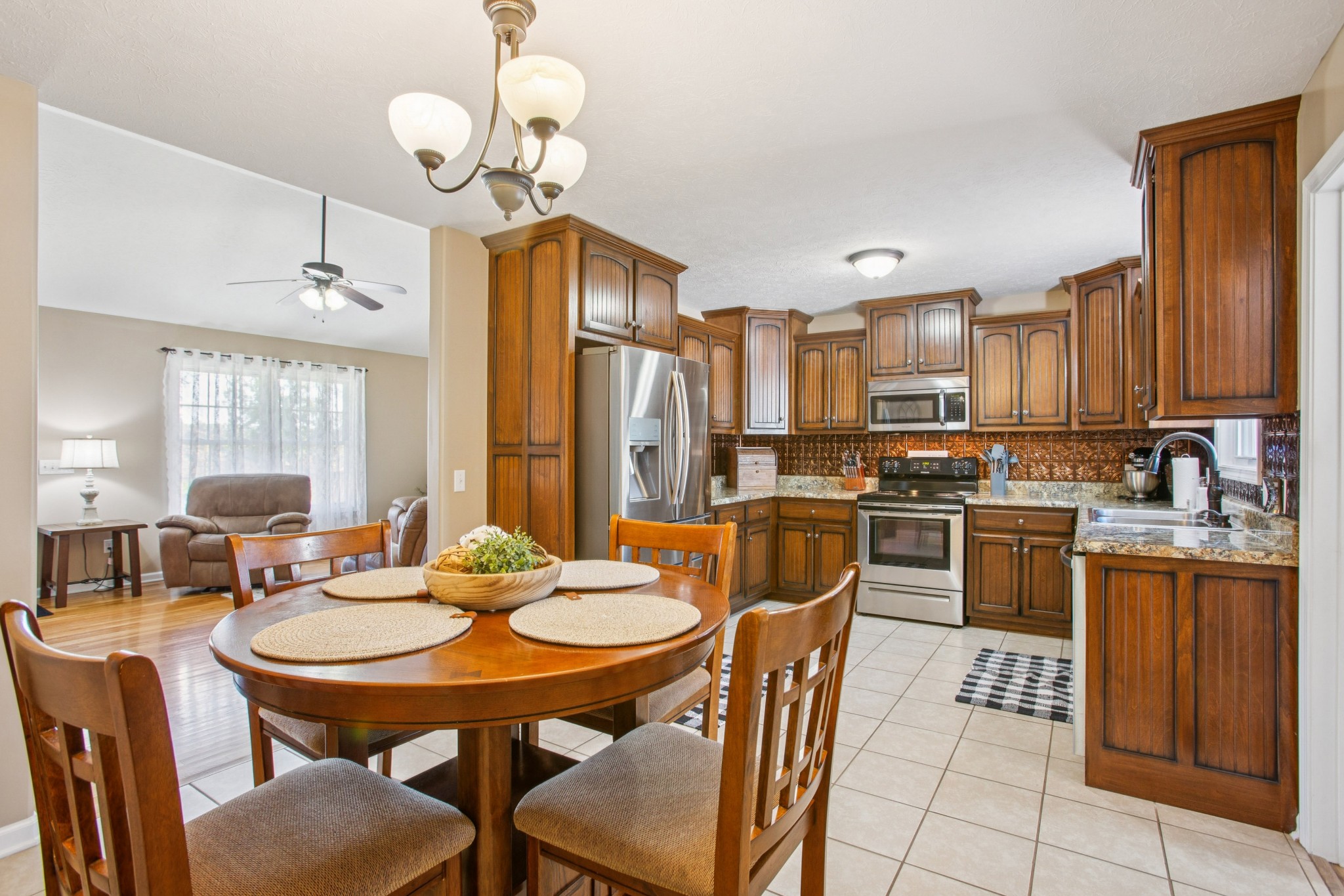 532 Douglas Ln