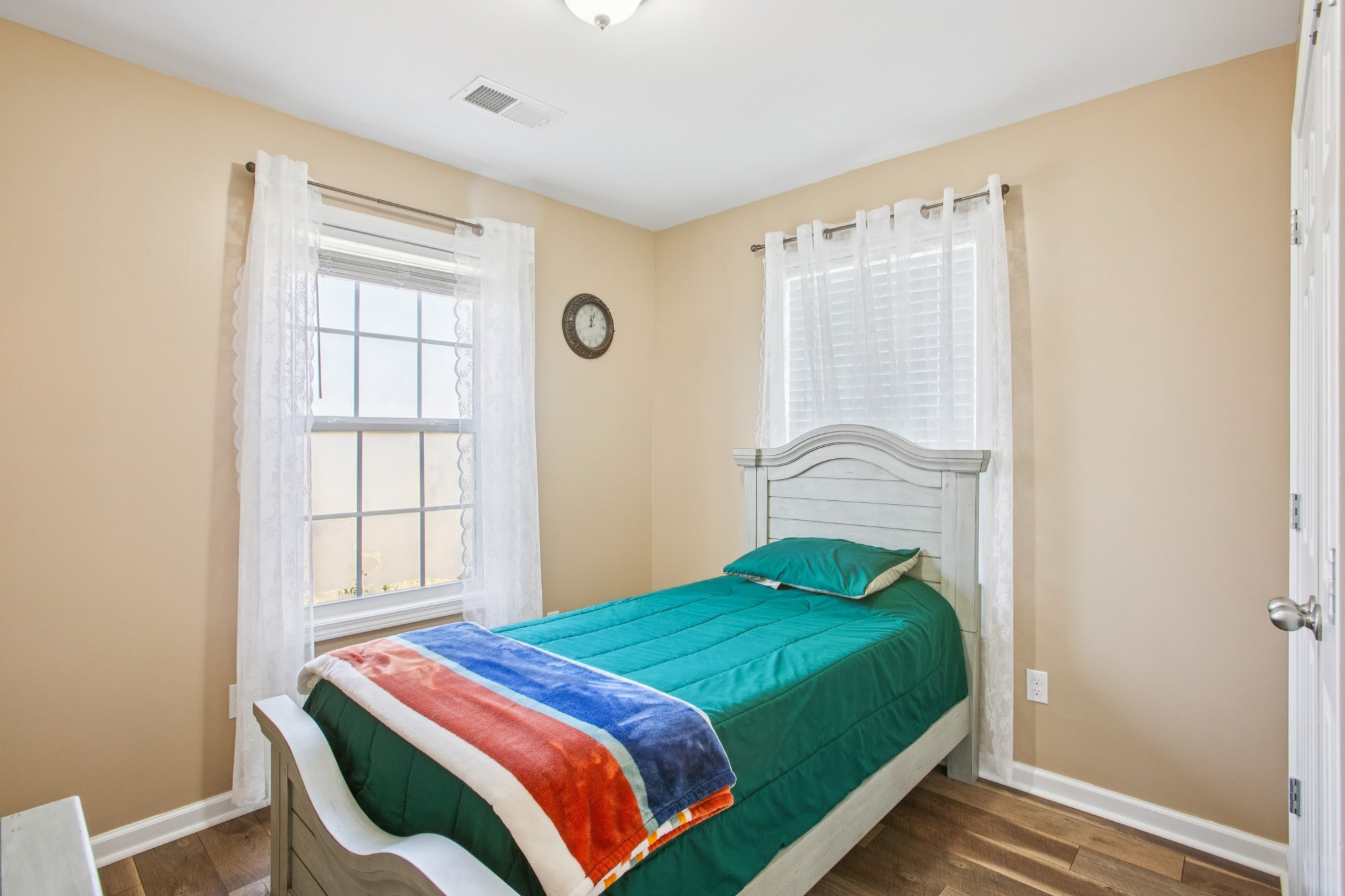 532 Douglas Ln