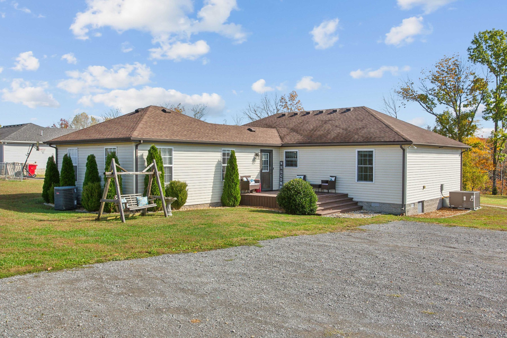 532 Douglas Ln