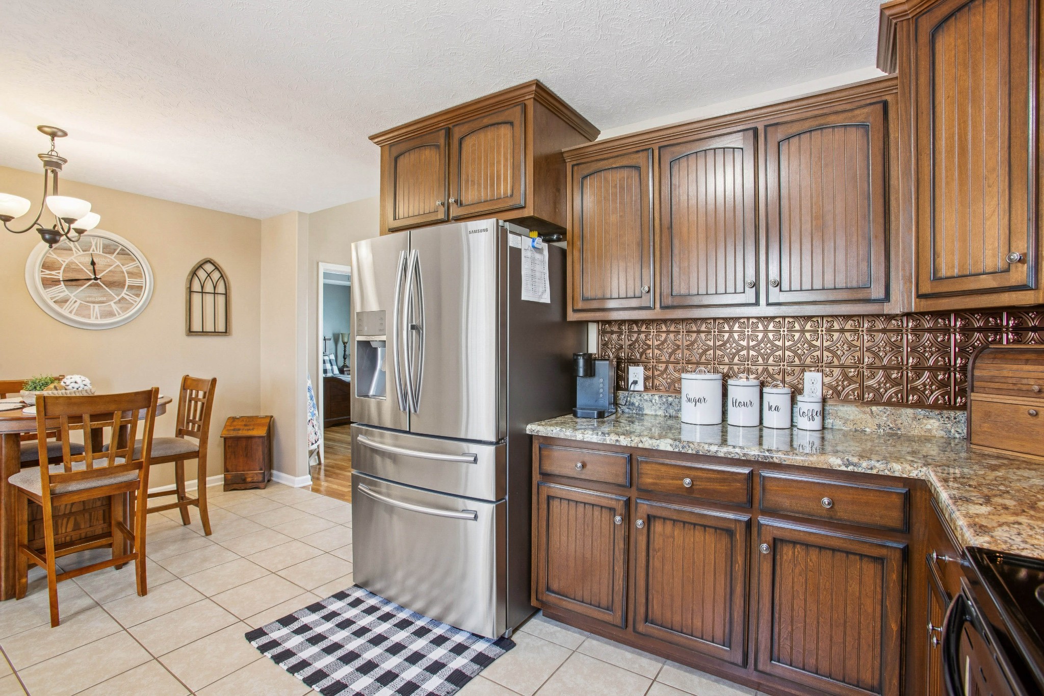 532 Douglas Ln