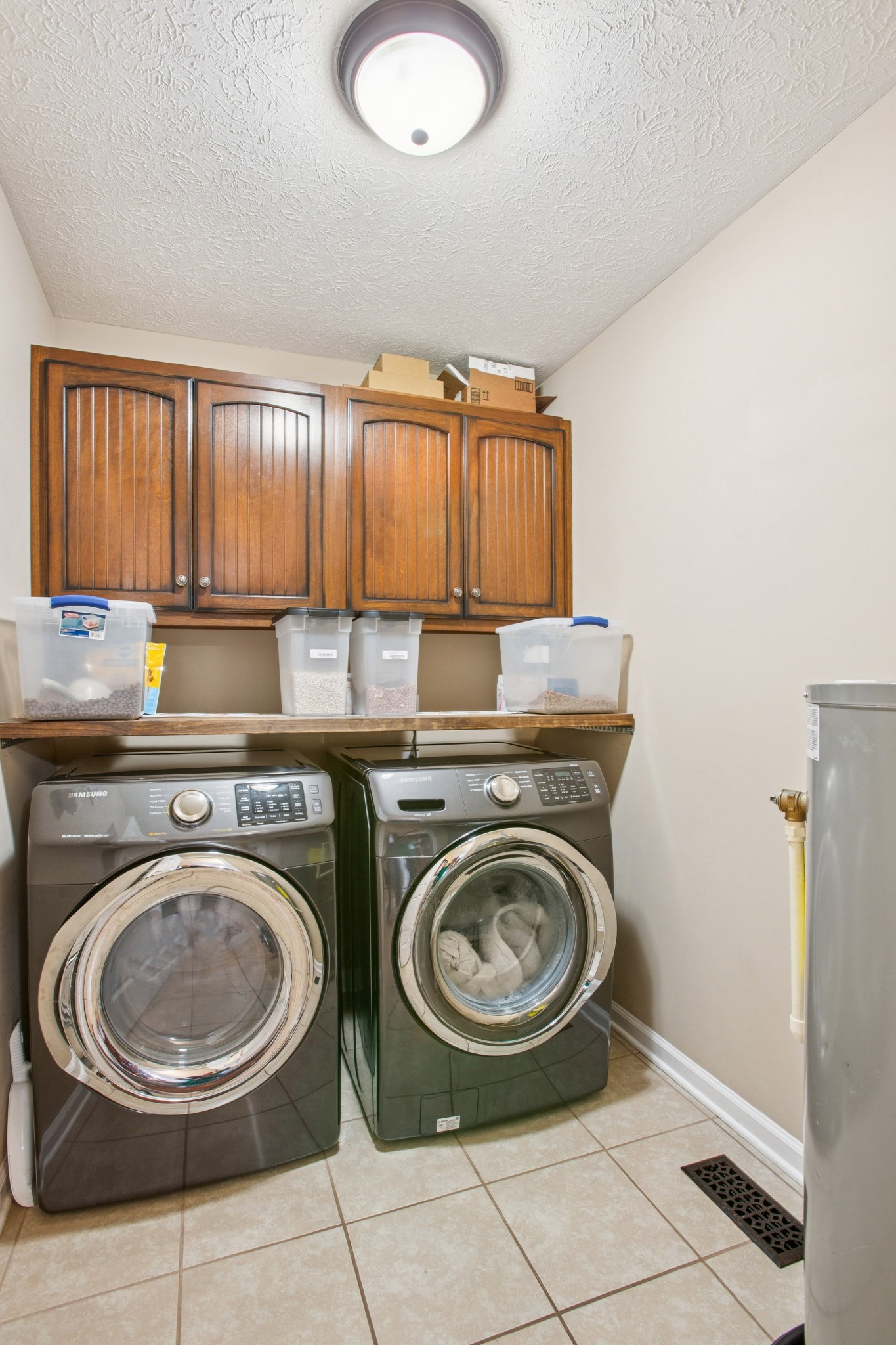 532 Douglas Ln