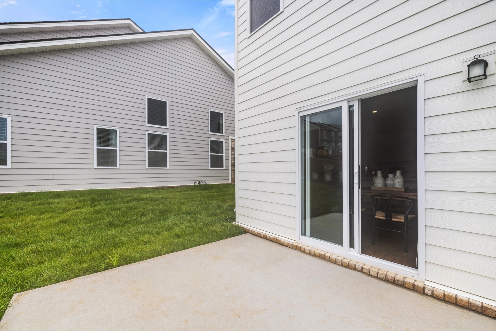 596 Emerson Lane