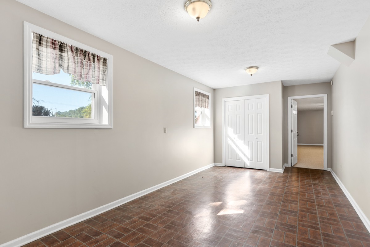 459 Fowler Ford Rd