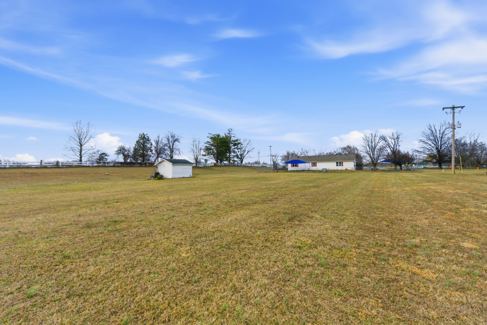 609 Hwy 52E