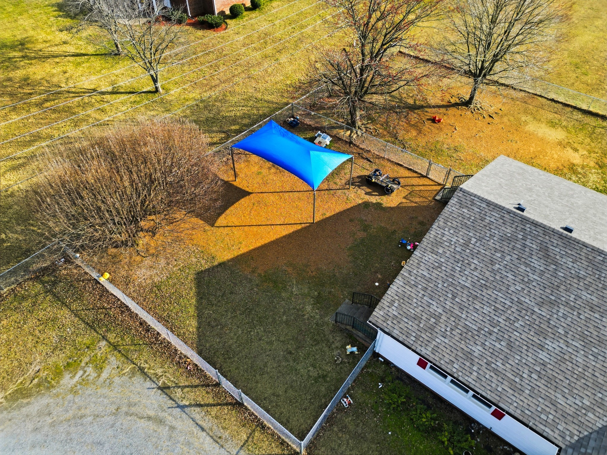 609 Hwy 52E