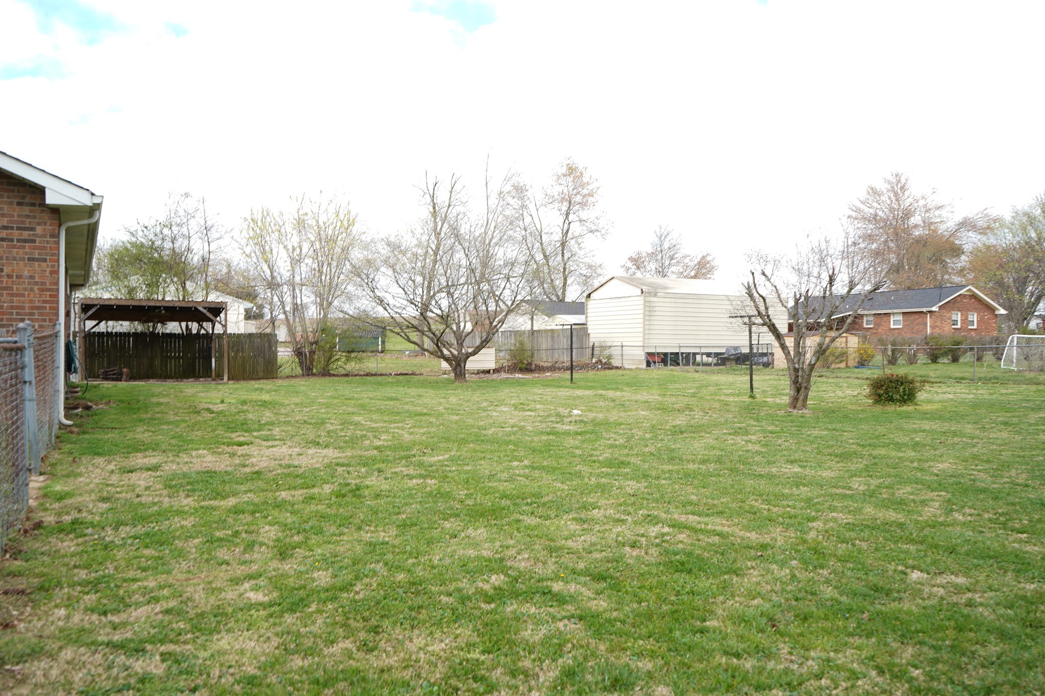 904 Hwy 52, E
