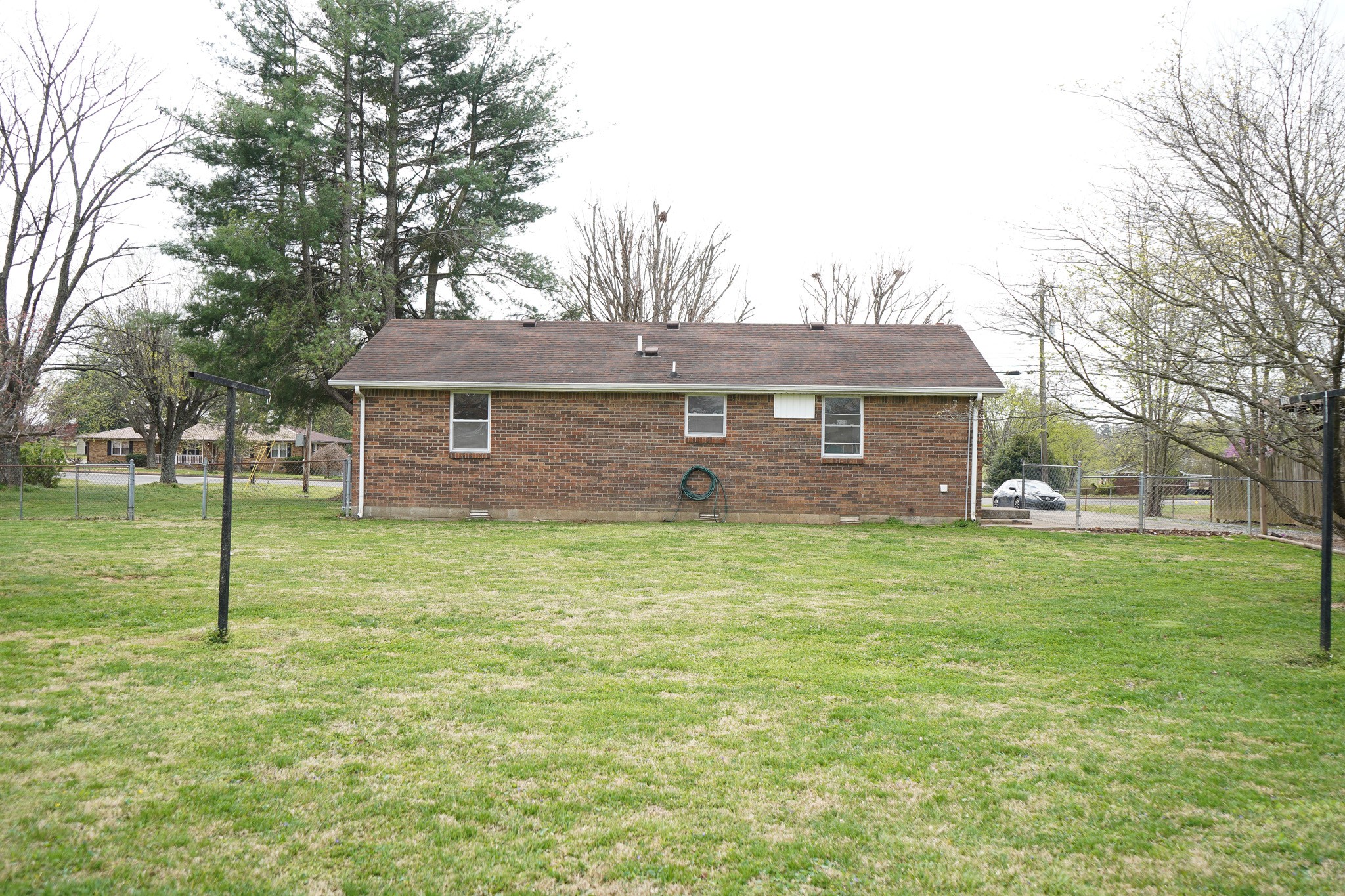 904 Hwy 52, E