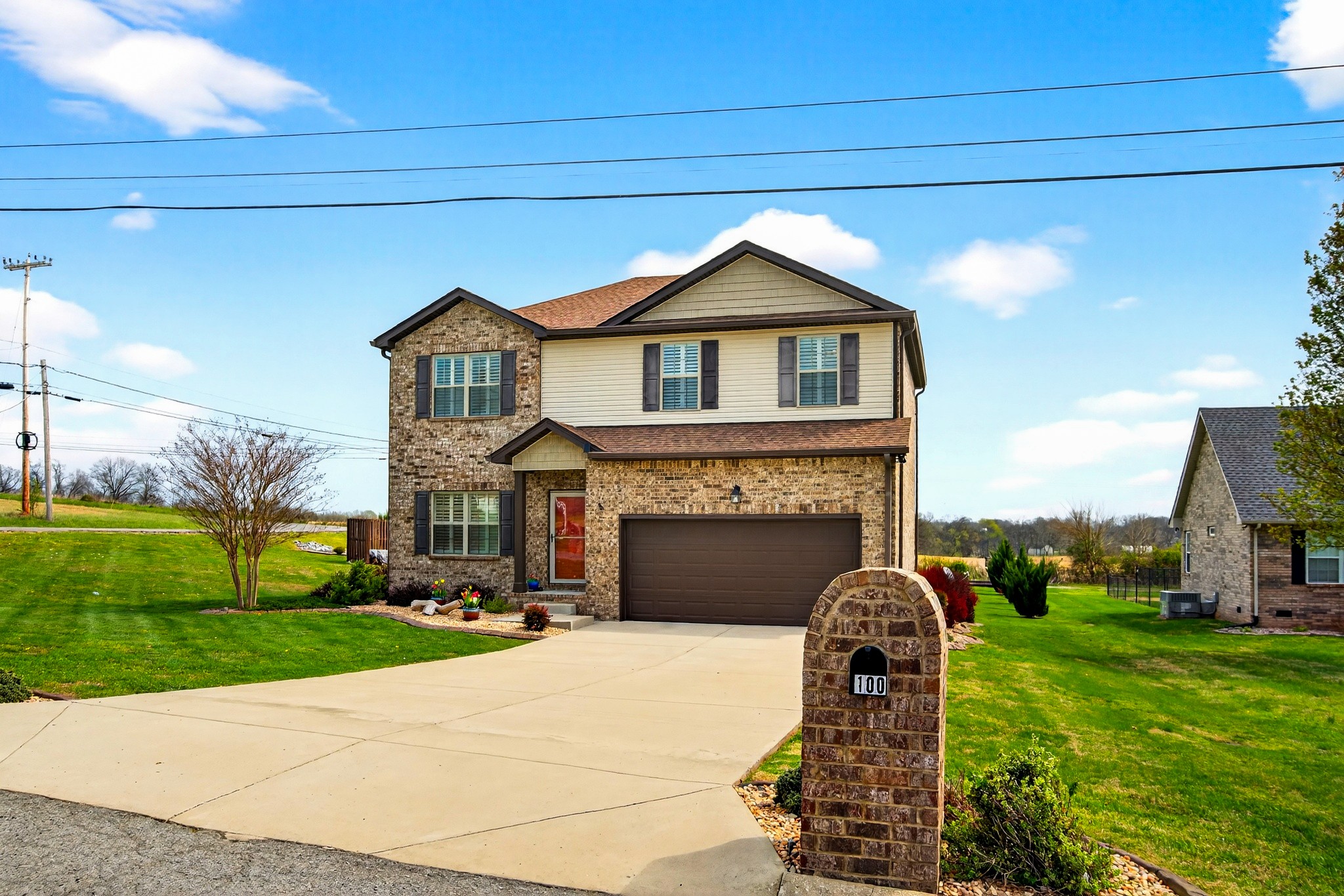 100 Emma Dr