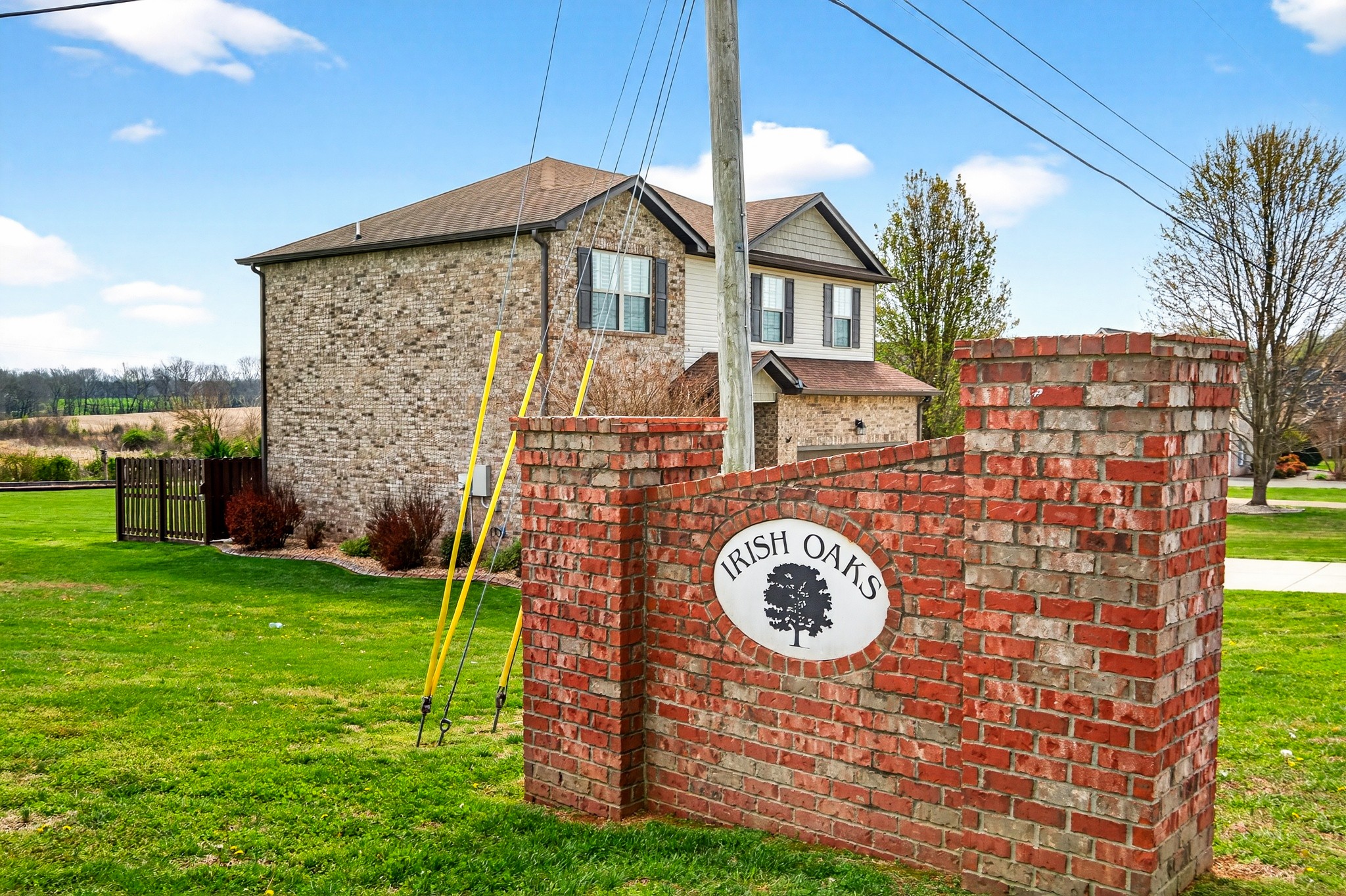 100 Emma Dr
