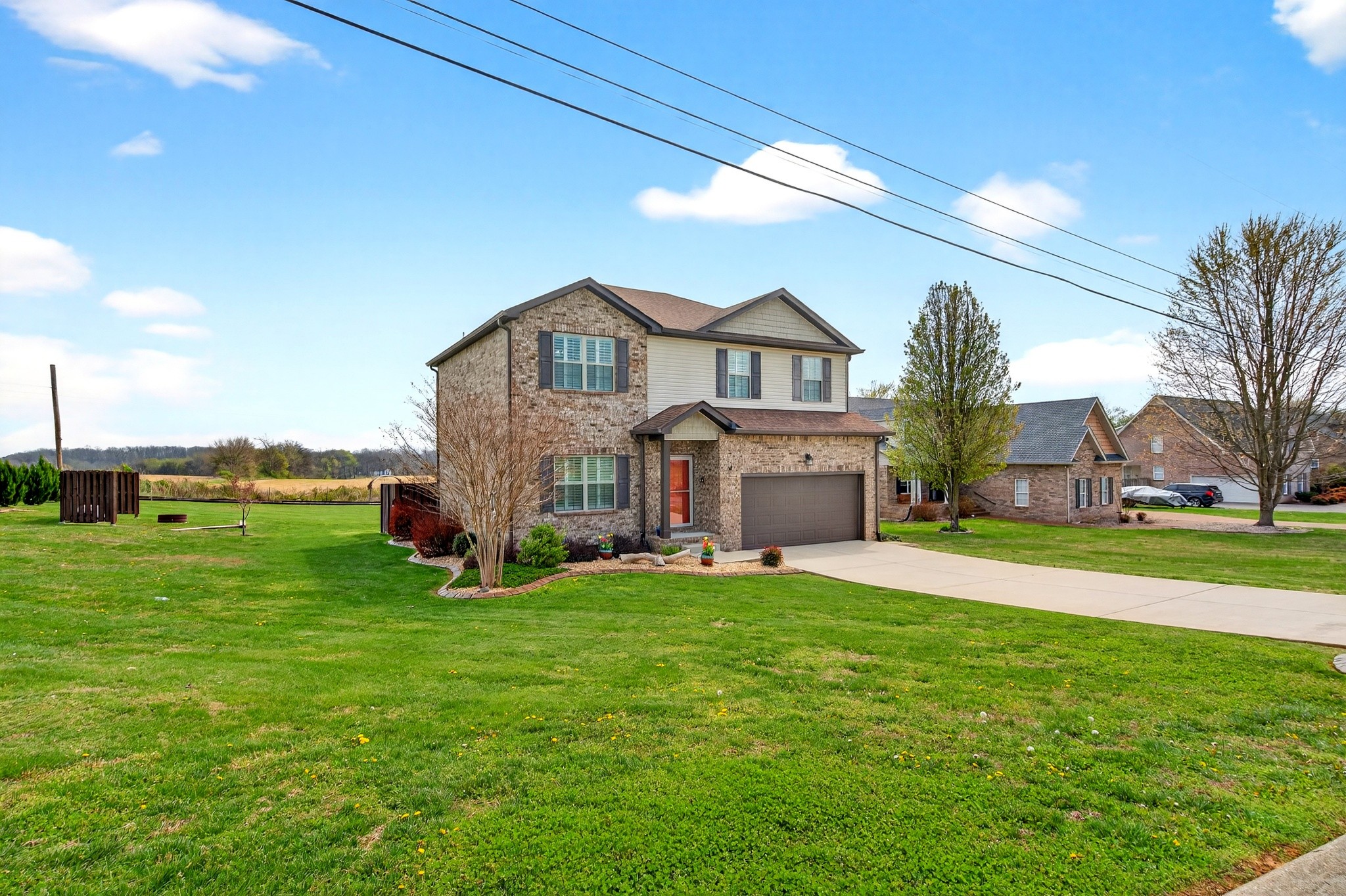 100 Emma Dr