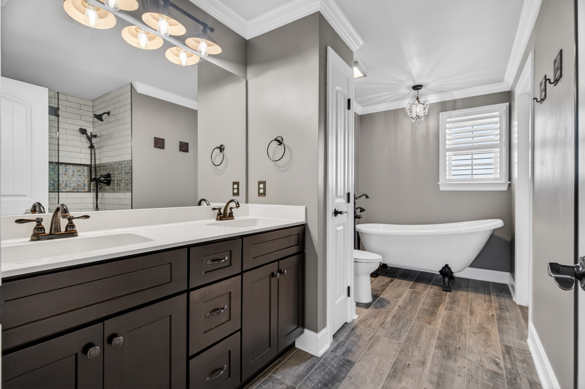 100 Emma Dr