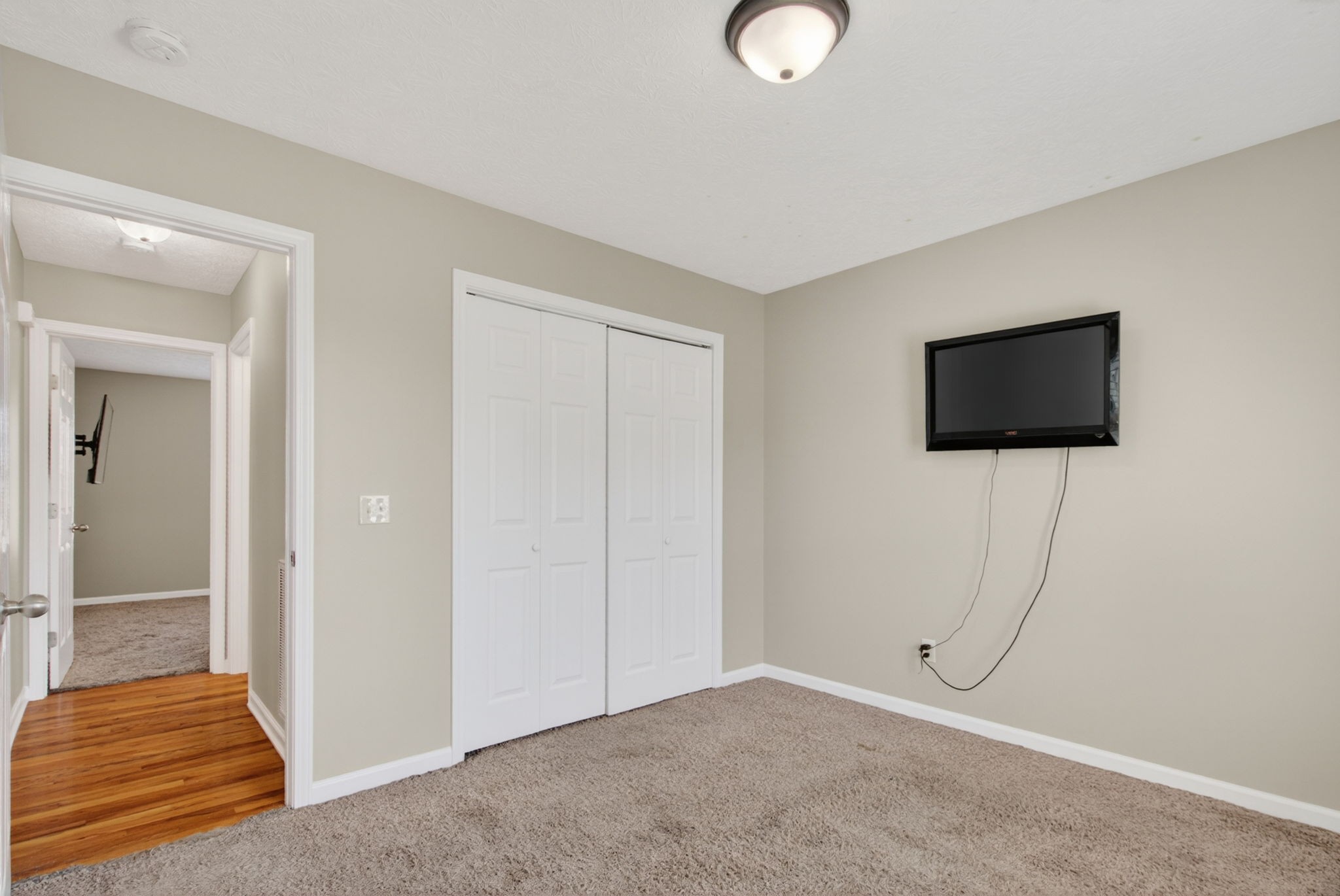 126 Hollands Way