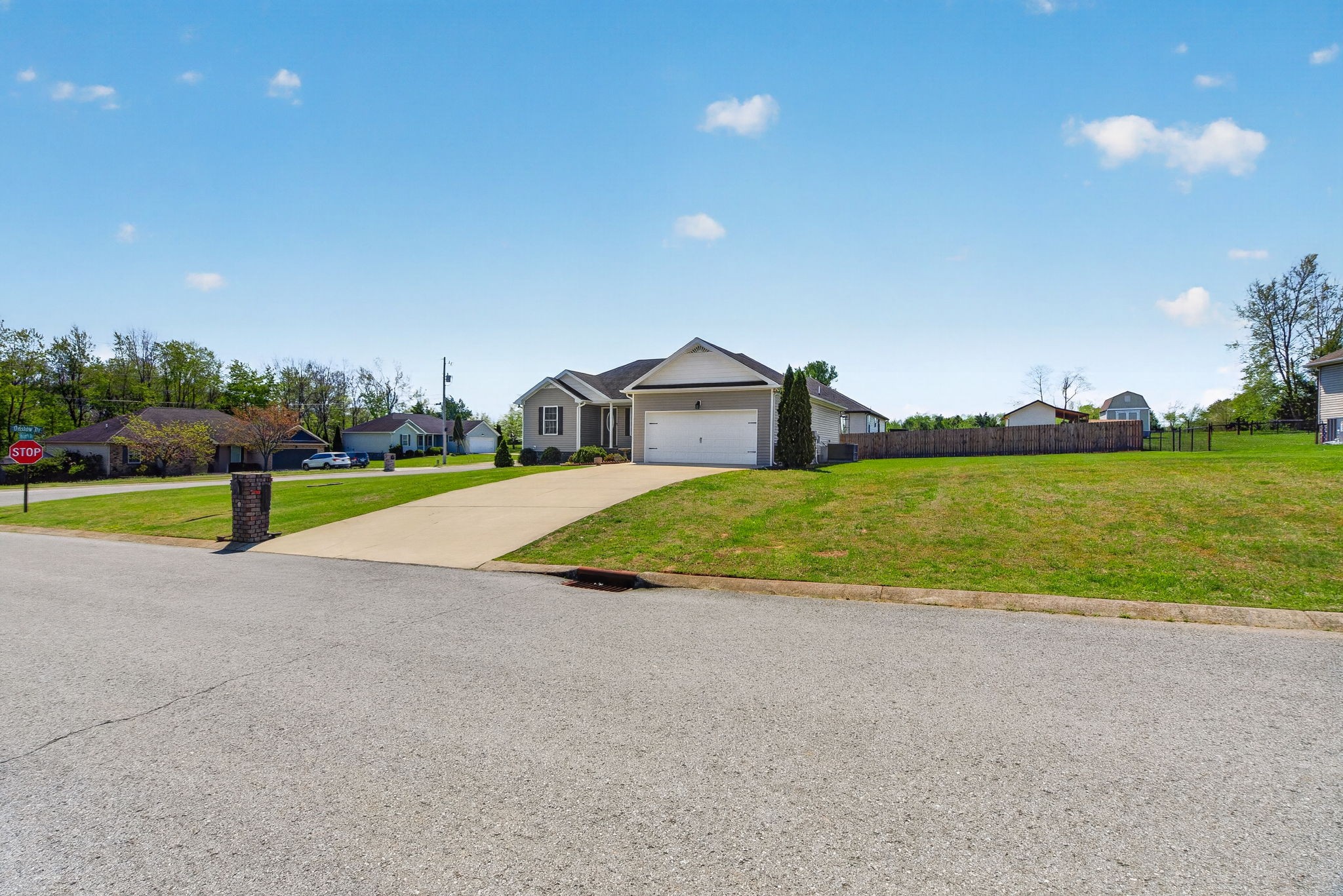 126 Hollands Way