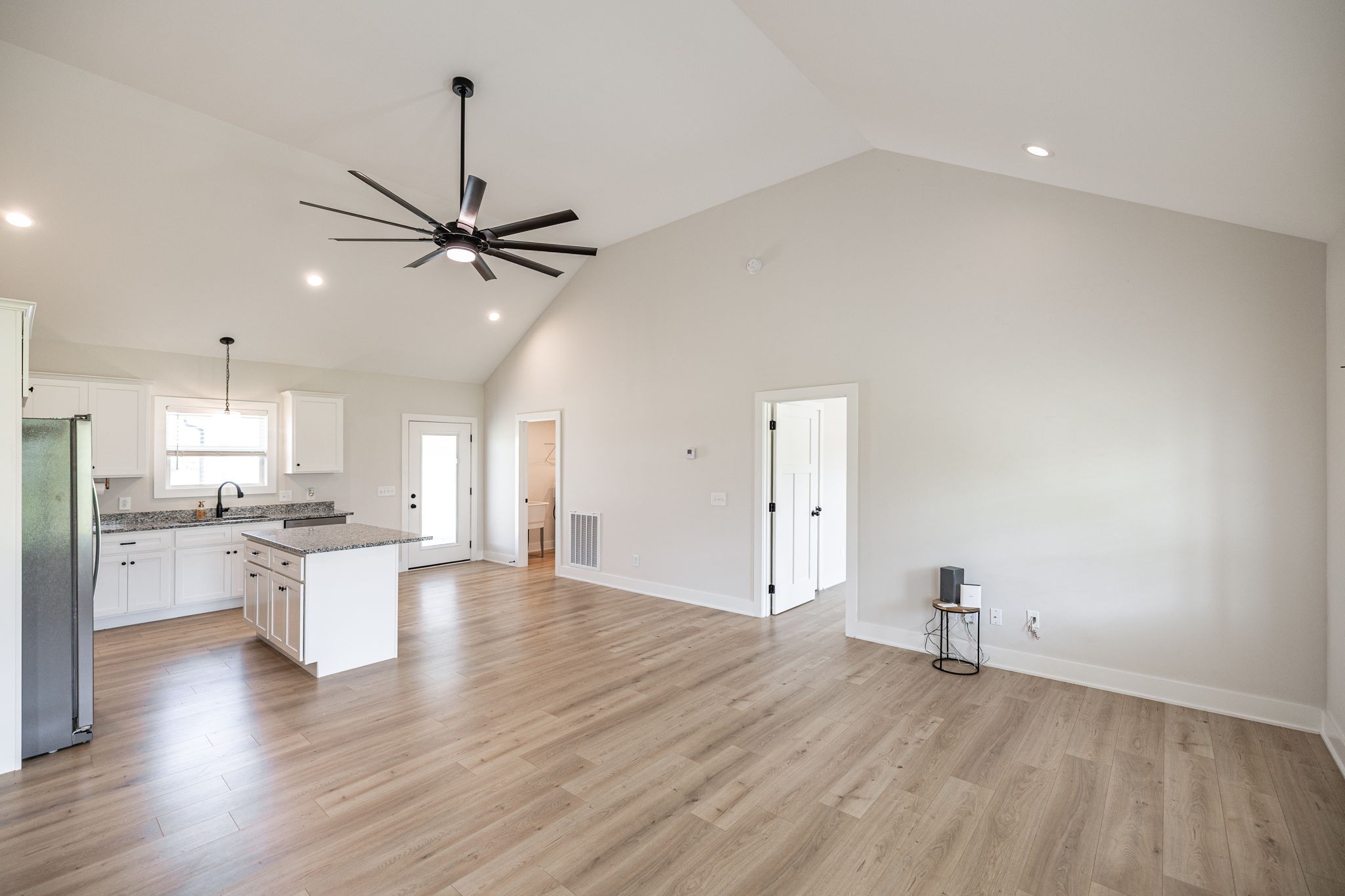 1323 N Corinth Rd
