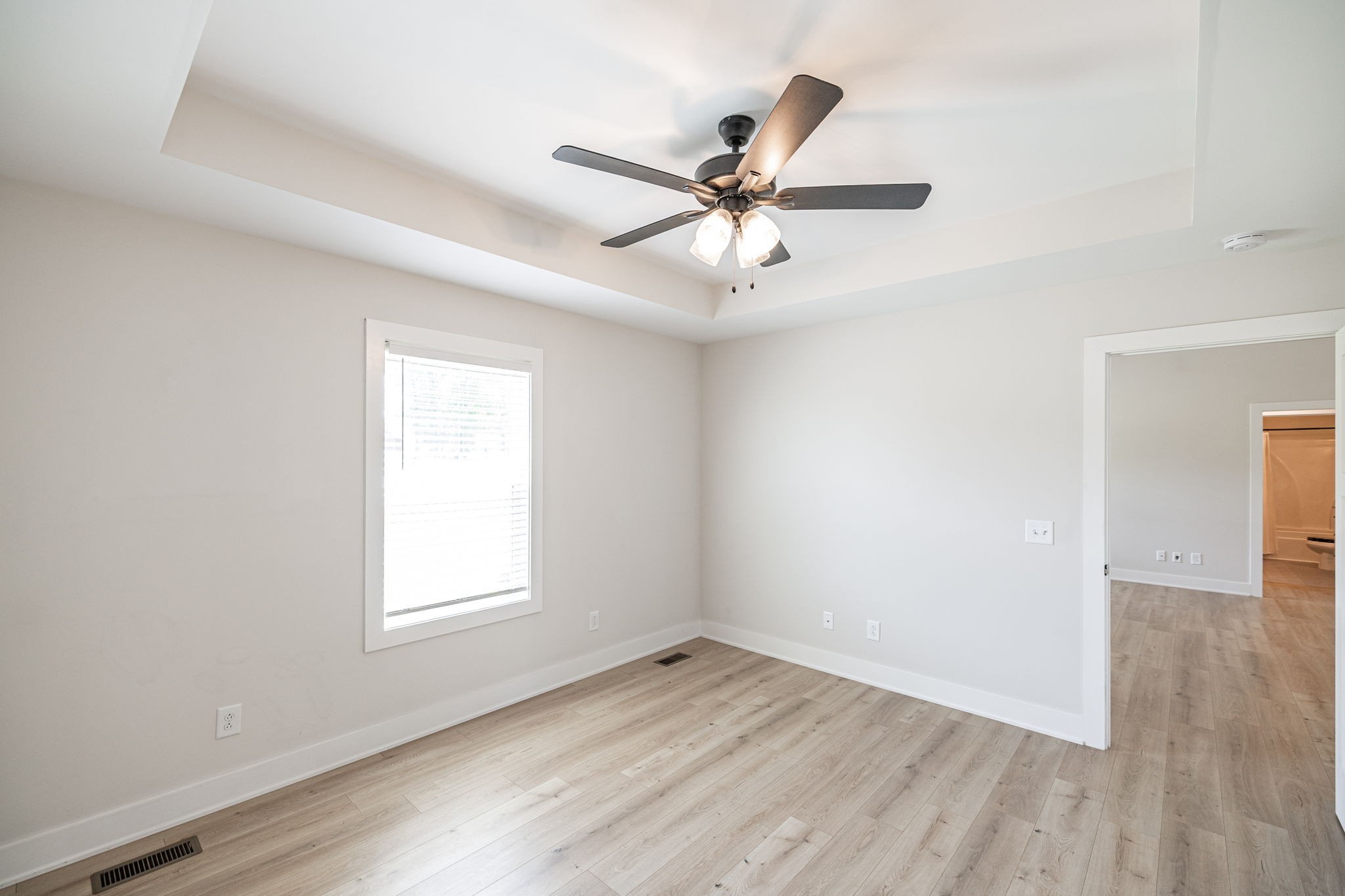 1323 N Corinth Rd
